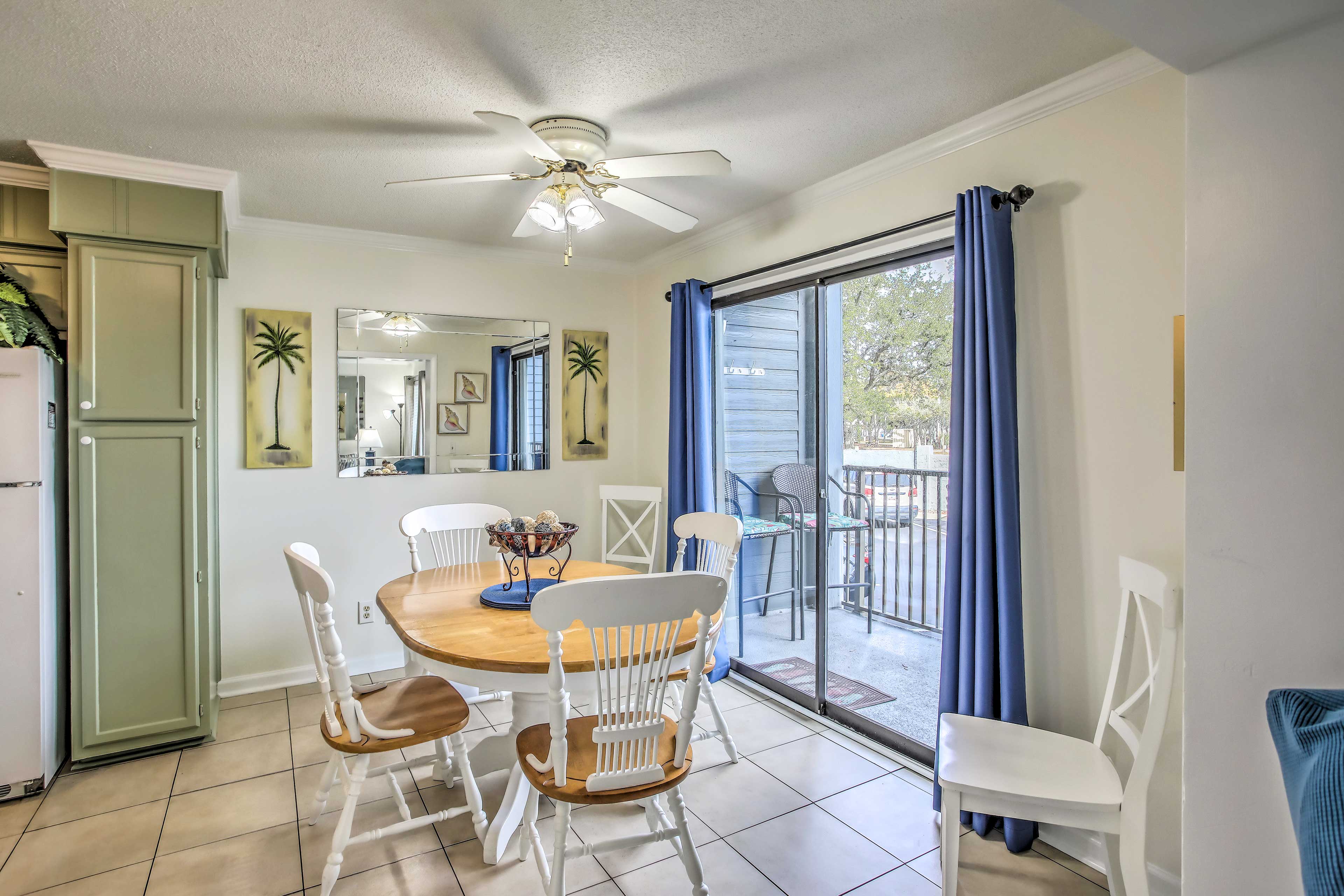 Dining Area | Dishware/Flatware