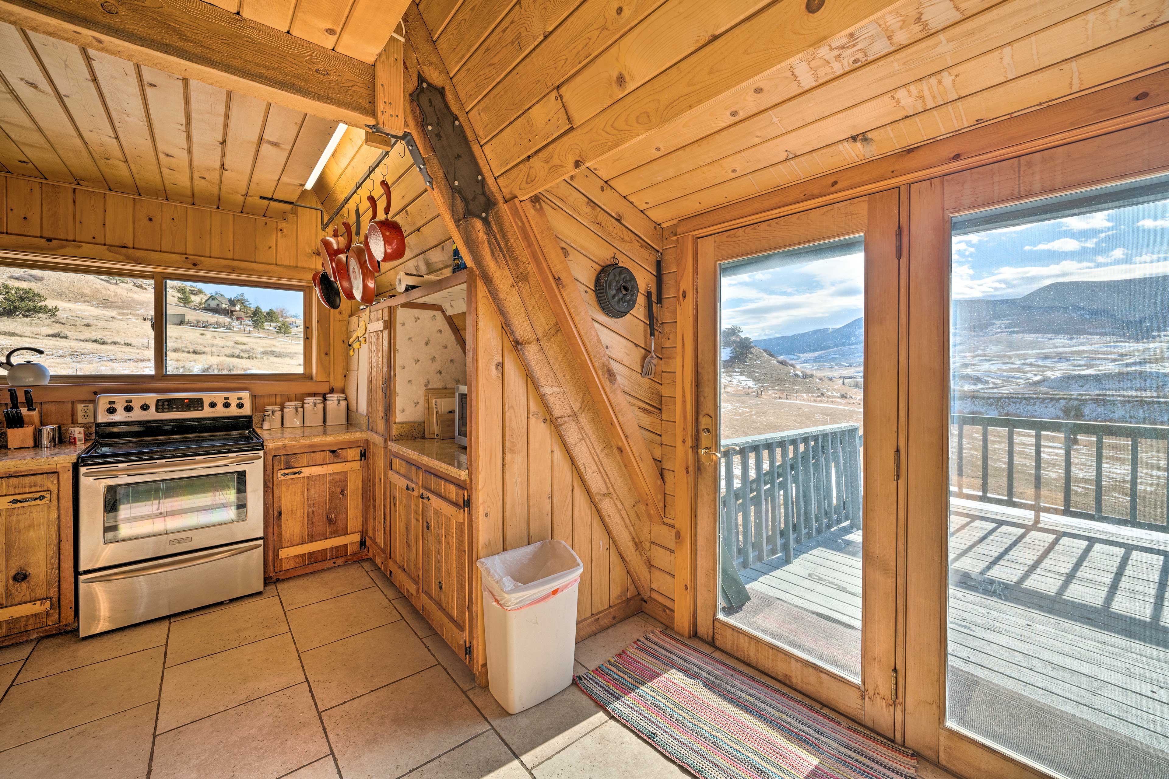 Fully Equipped Kitchen | Access to the Deck