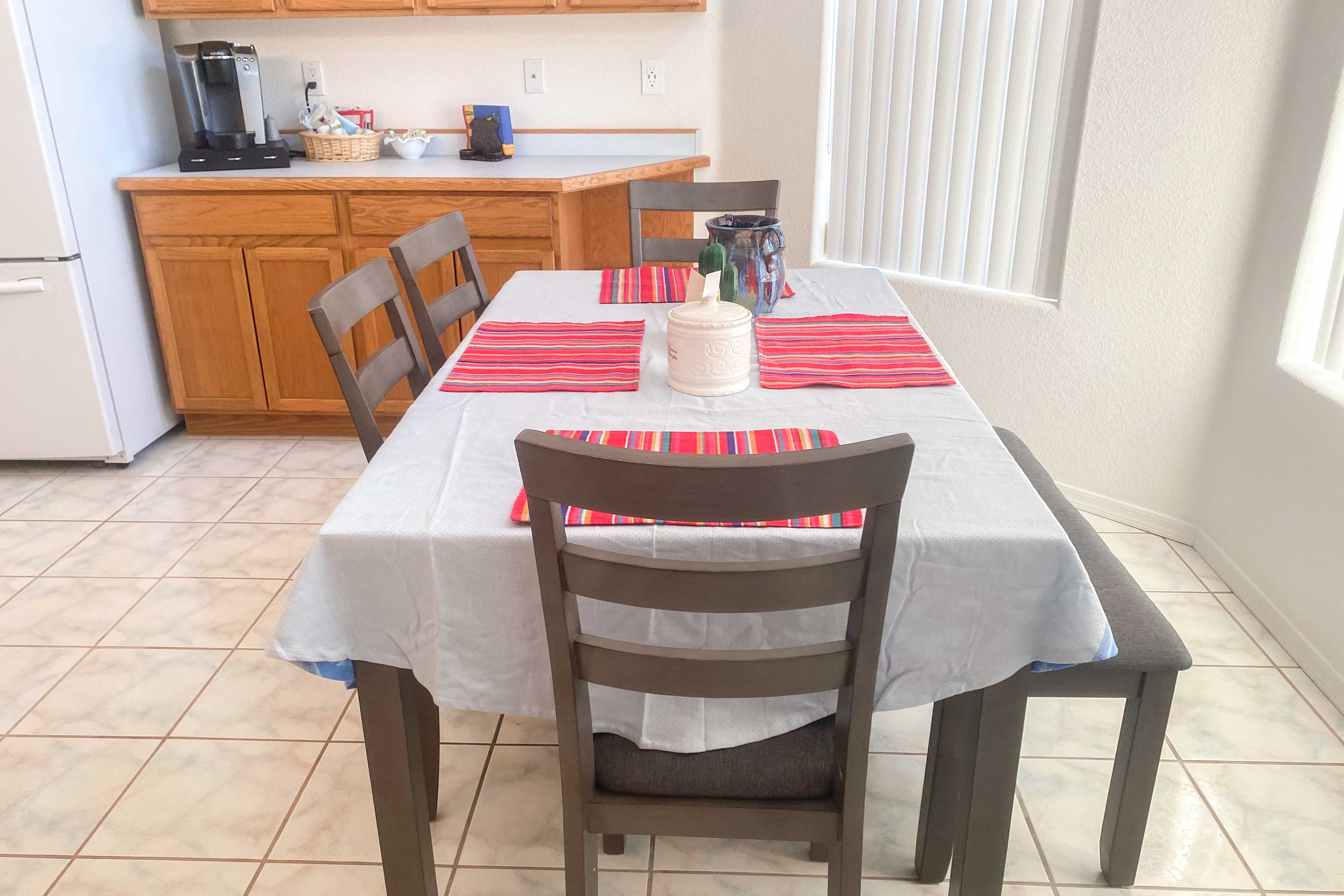 Dining Area | Dishware/Flatware