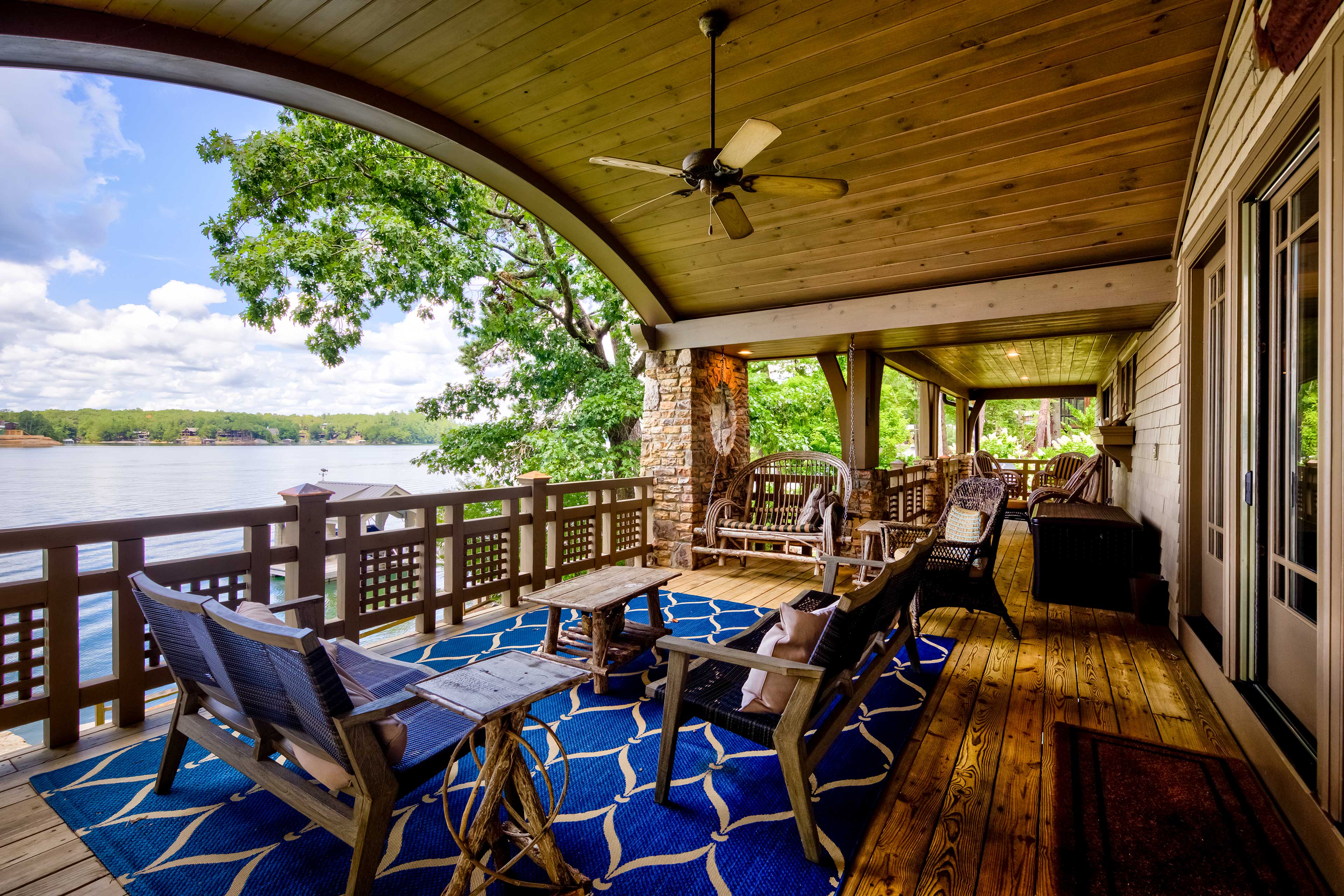 Waterfront Escape on Blue Ridge Lake w/ Dock!