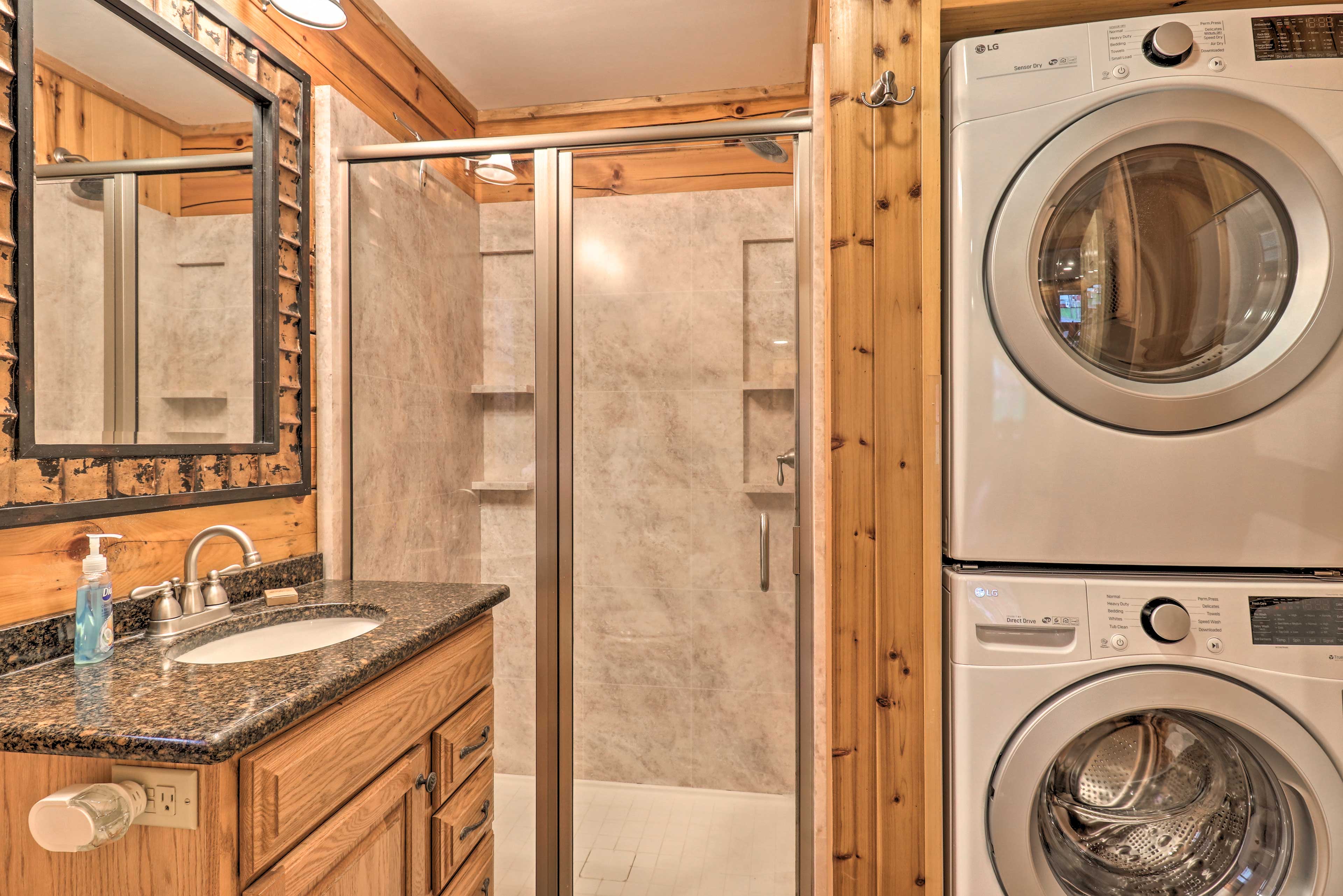 Full Bathroom | Walk-In Shower