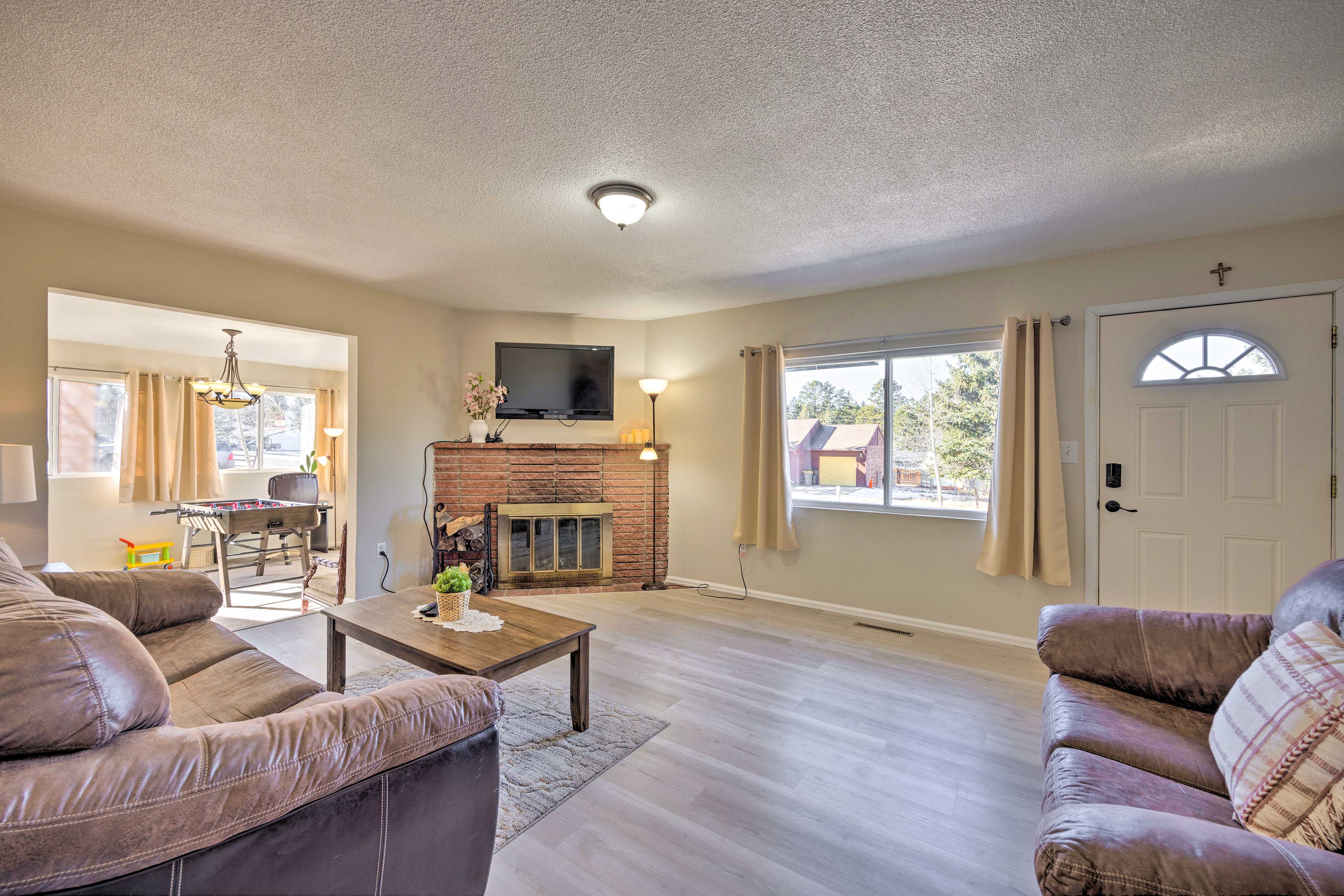 Living Room | Wood-Burning Fireplace (Wood Provided)