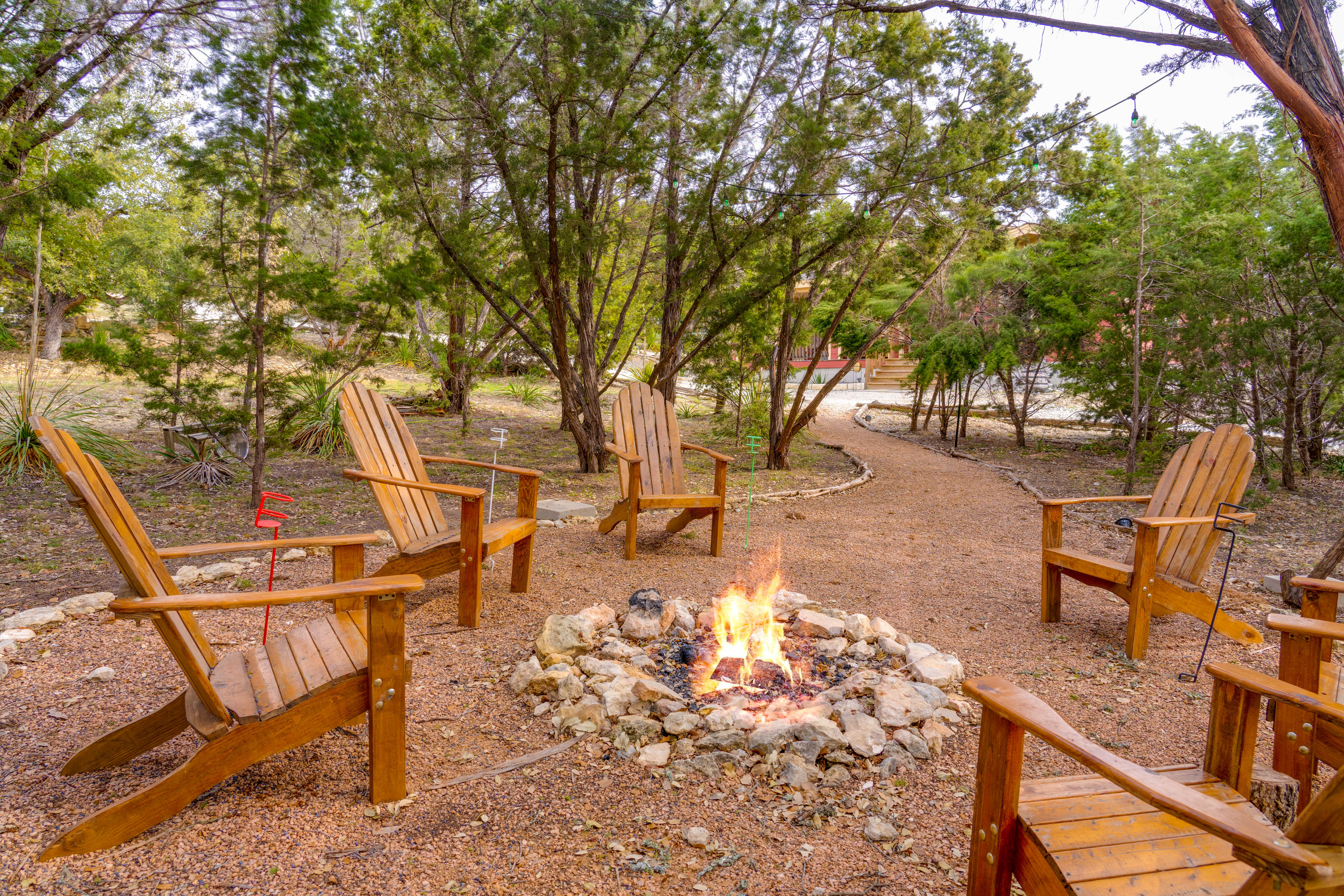 Private Outdoor Space | Fire Pit | Outdoor Dining