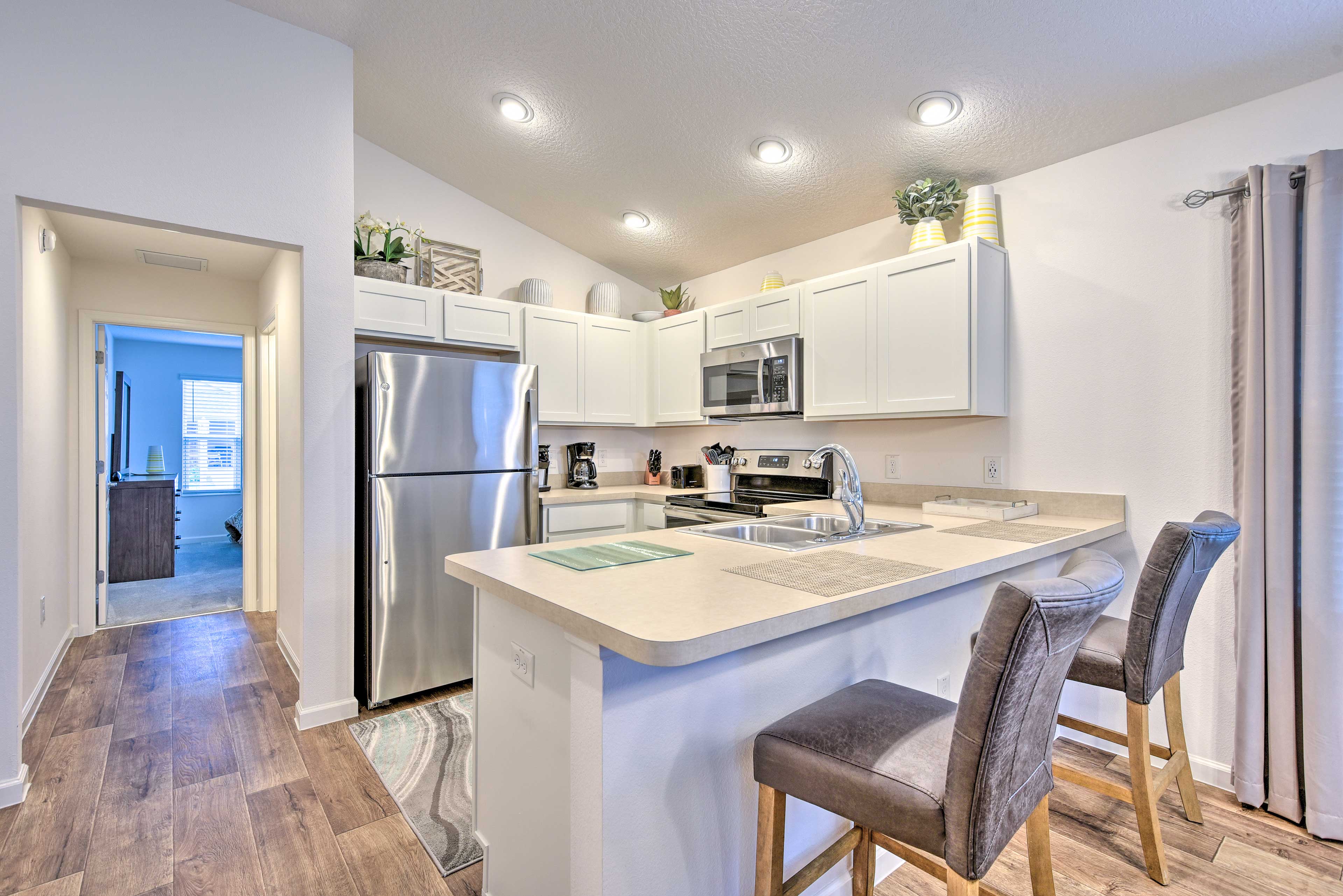 Kitchen | Fully Equipped | Stainless Steel Appliances