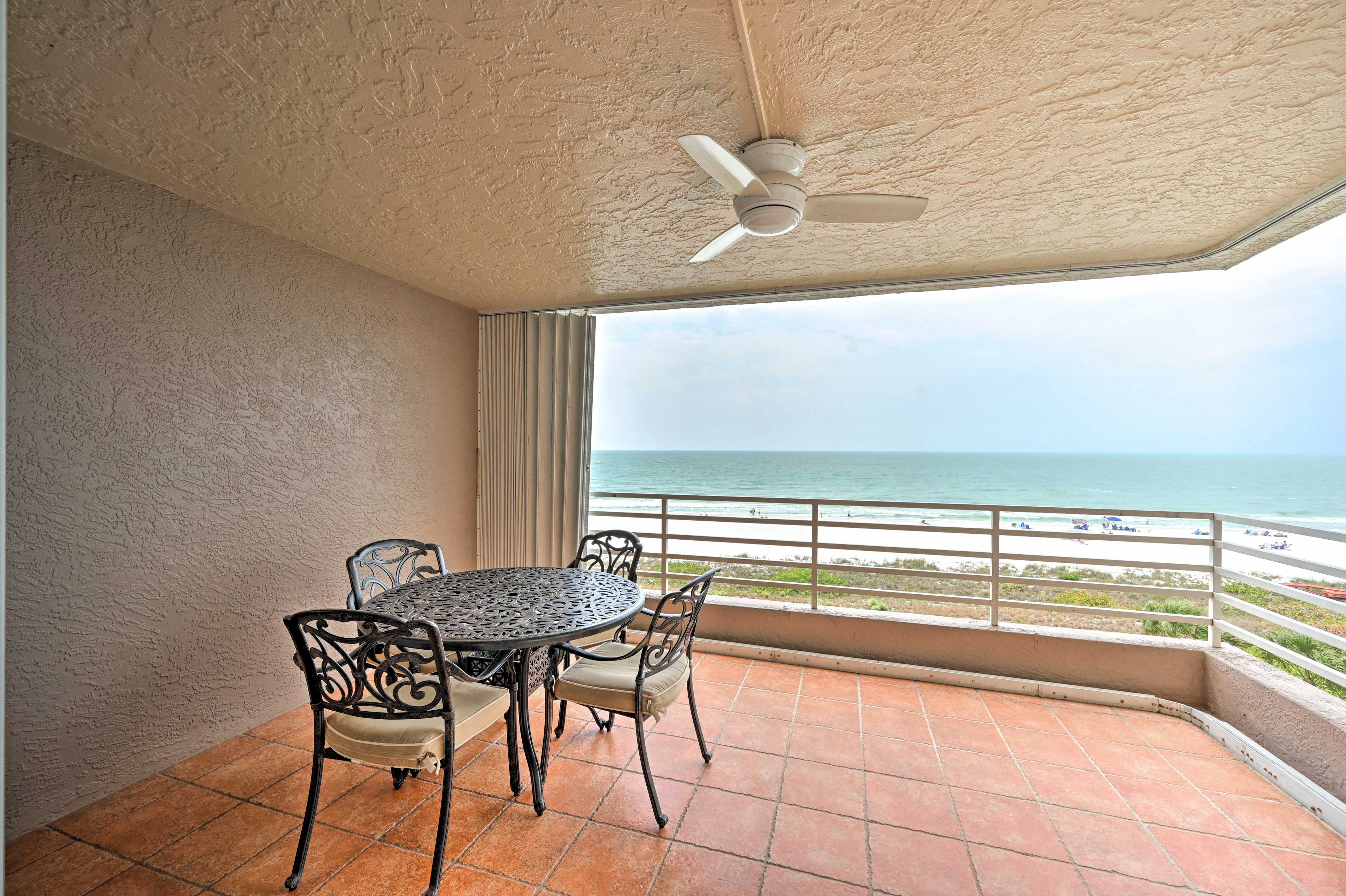 Private Balcony | Ocean View