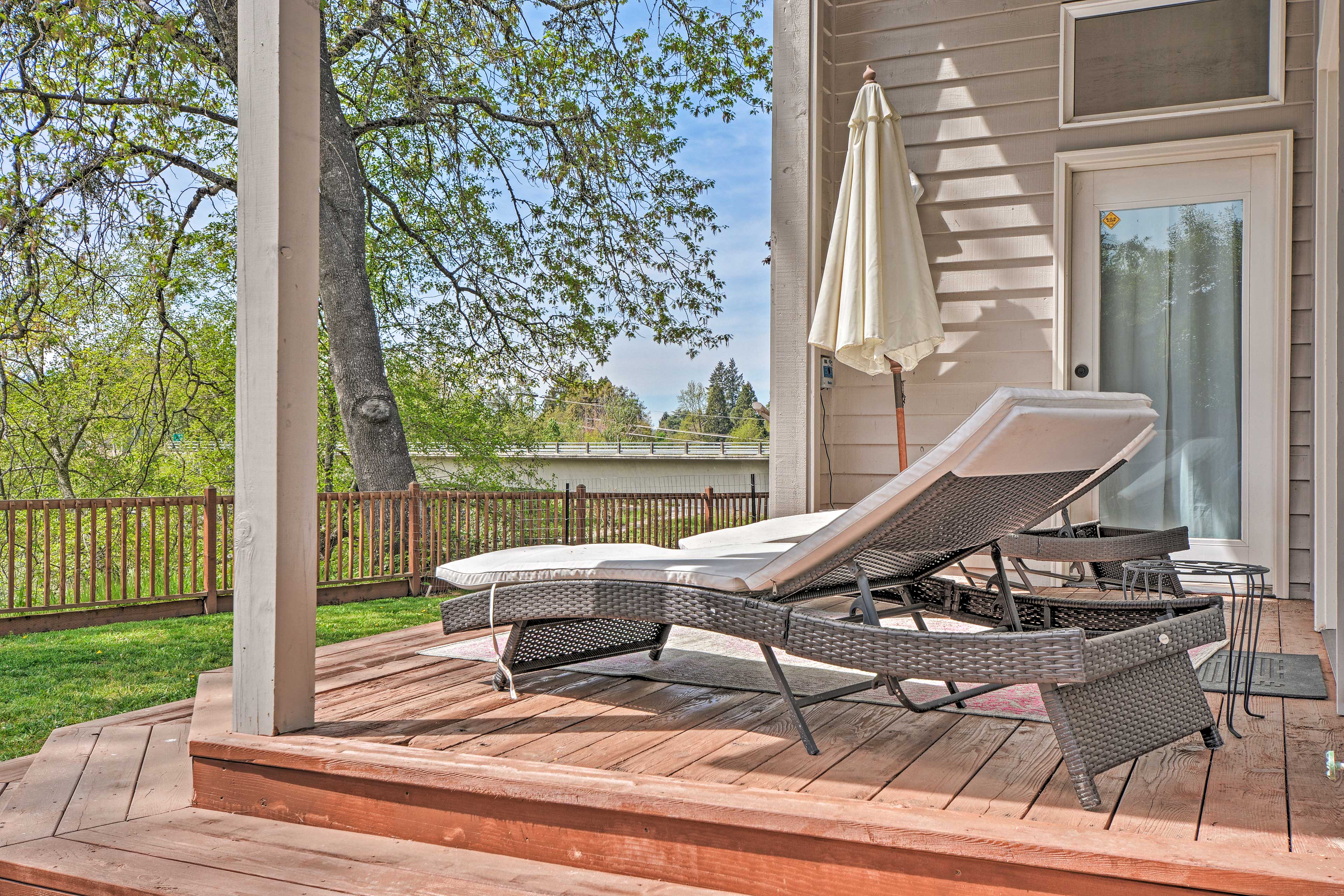 Private Deck | Shared Yard Space