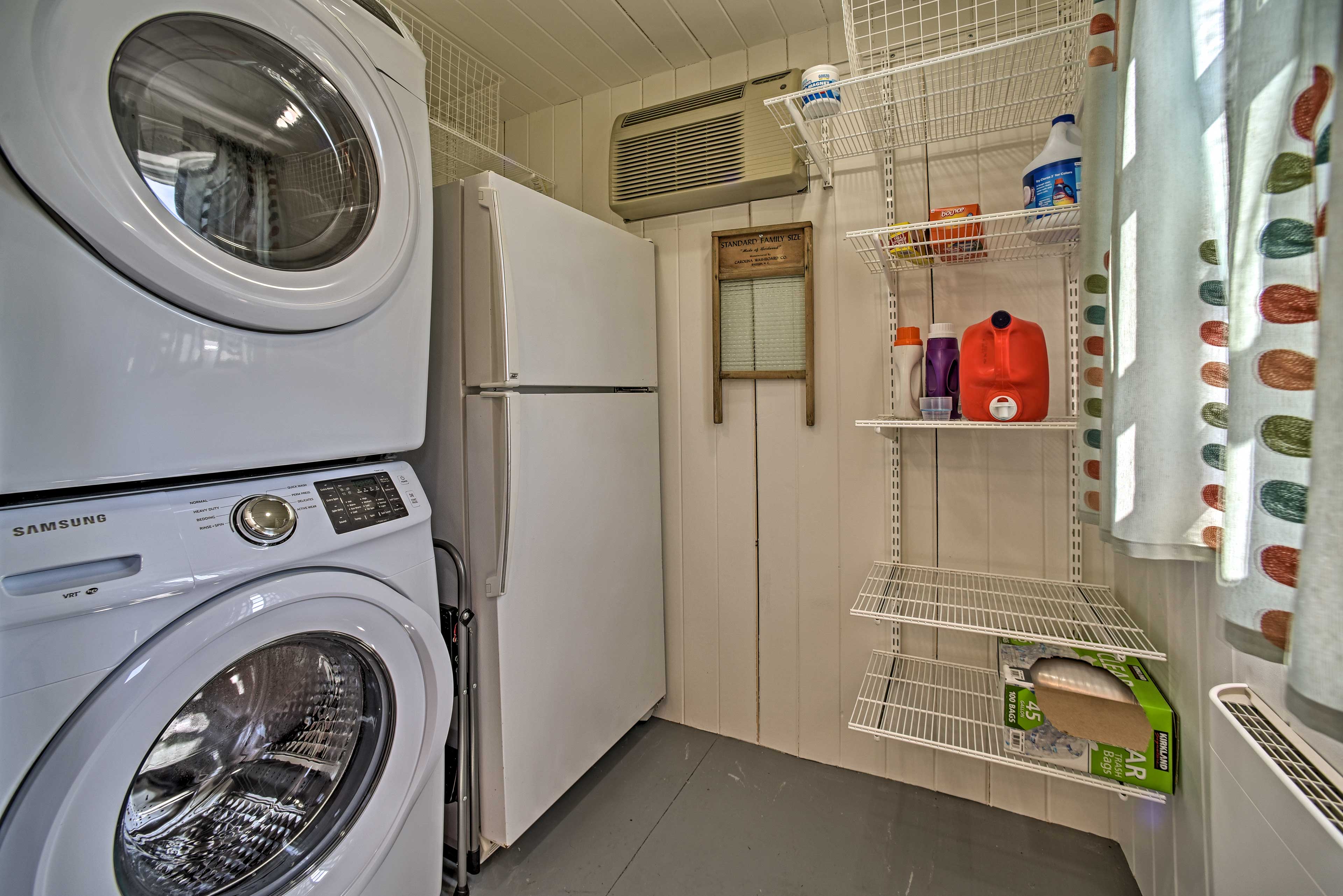 Laundry Room | Detergent Provided