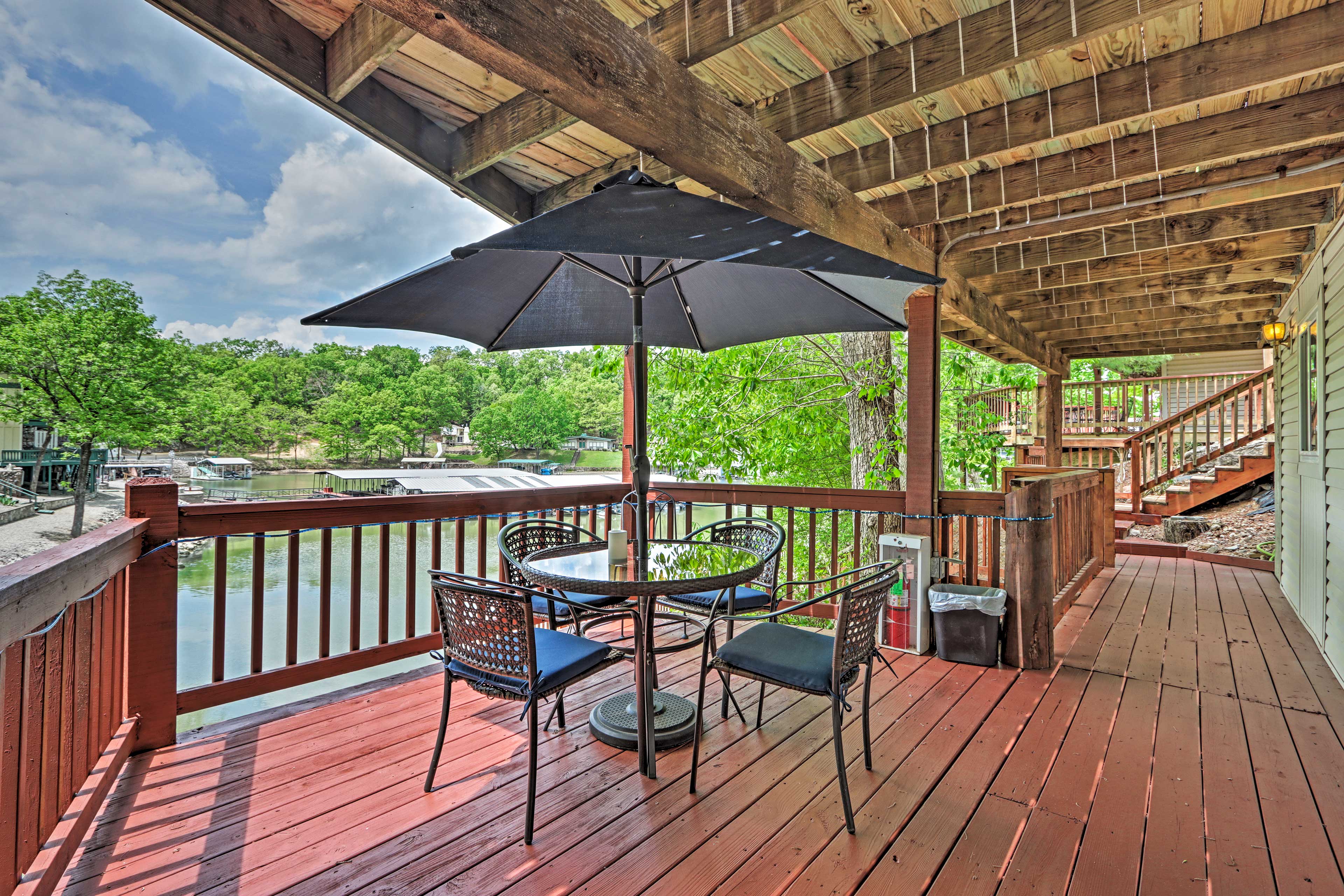 Lake Ozark Vacation Rental | 2BA | 1BA | 600 Sq Ft | 2 Flight of Stairs Required