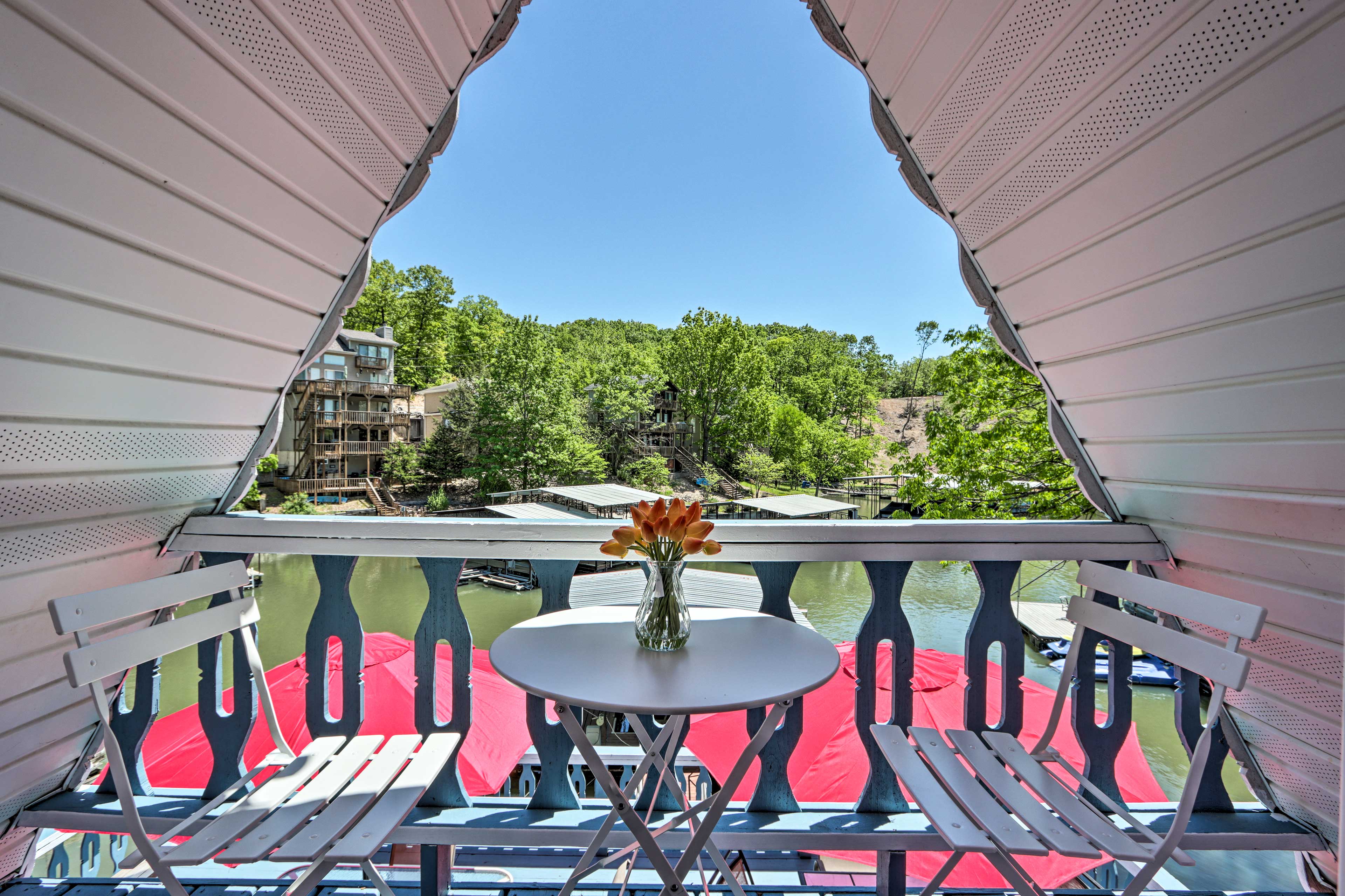 Loft | Deck Access | Bistro Table for 2