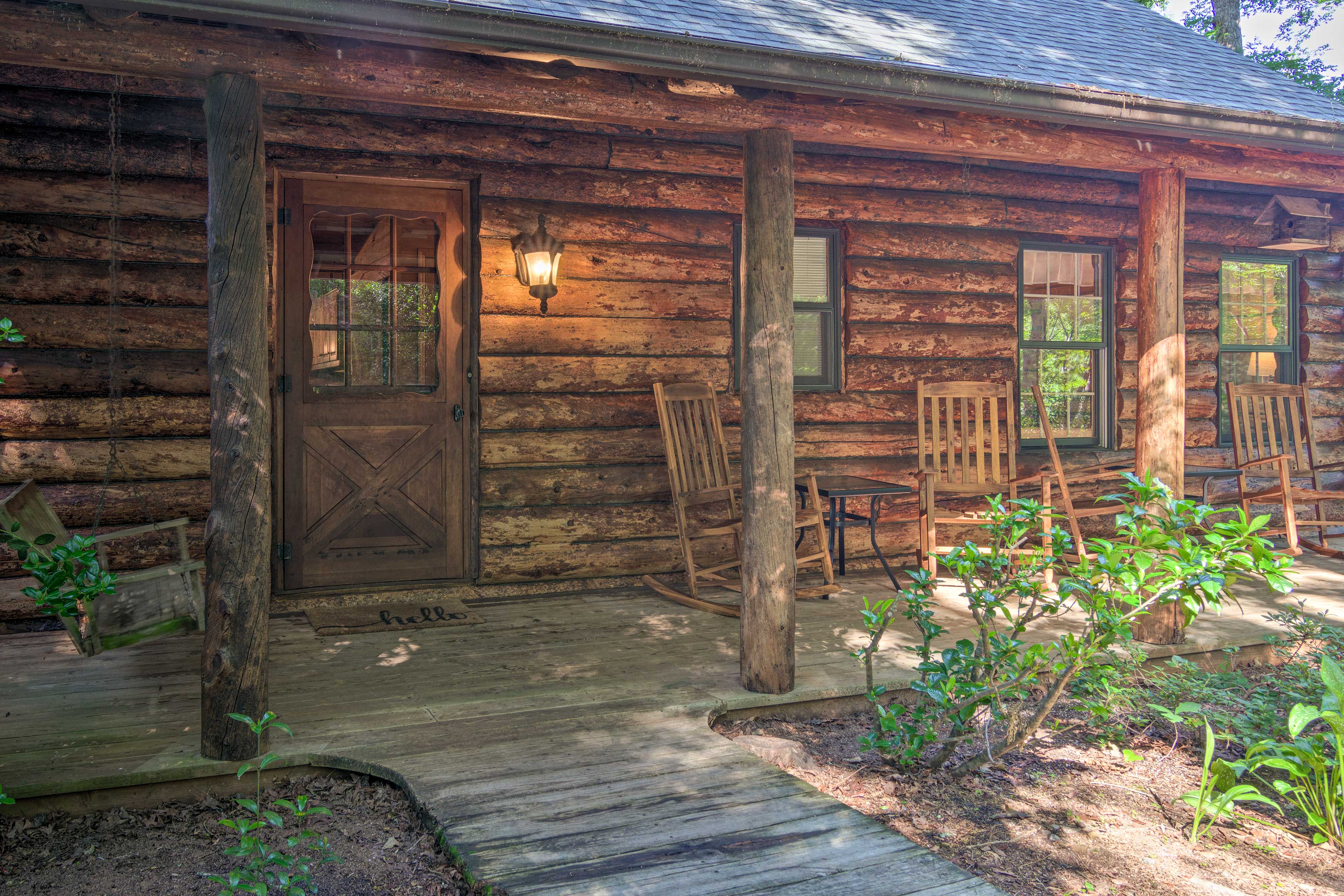 Front Porch | Parking (10 Vehicles)