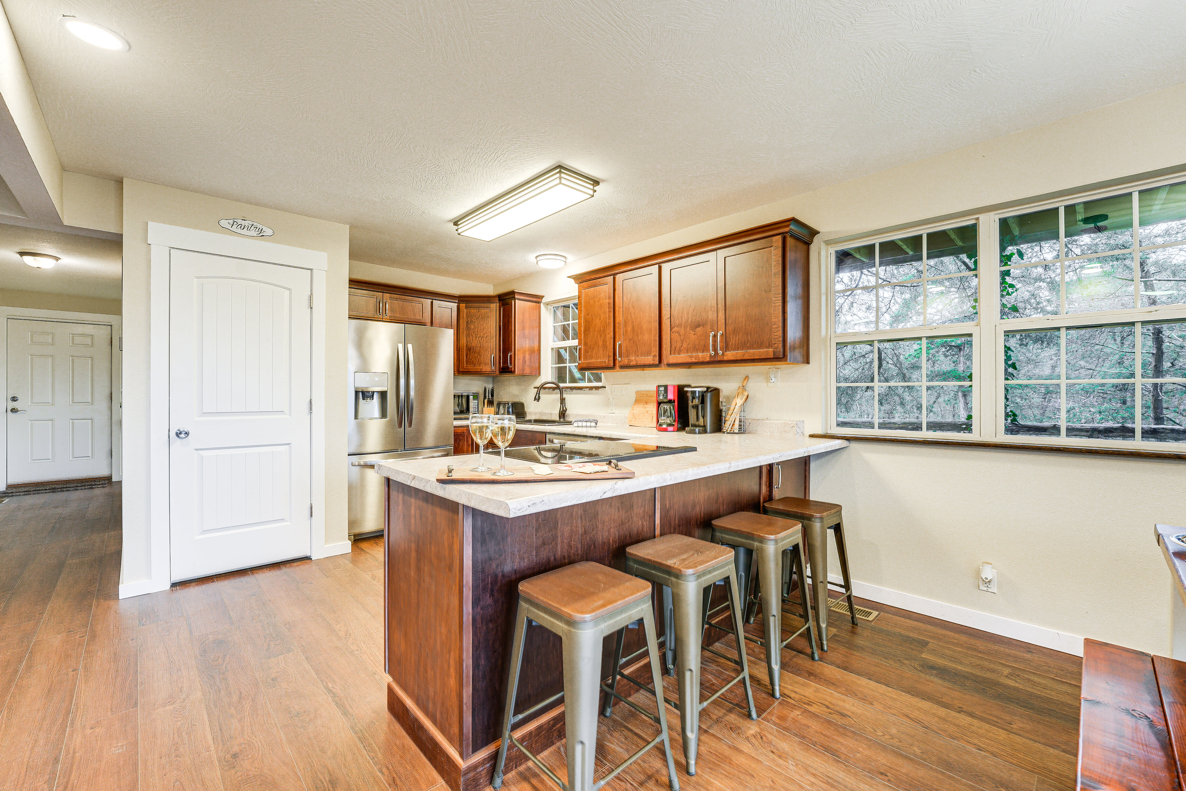 Kitchen | Fully Equipped w/ Cooking Basics