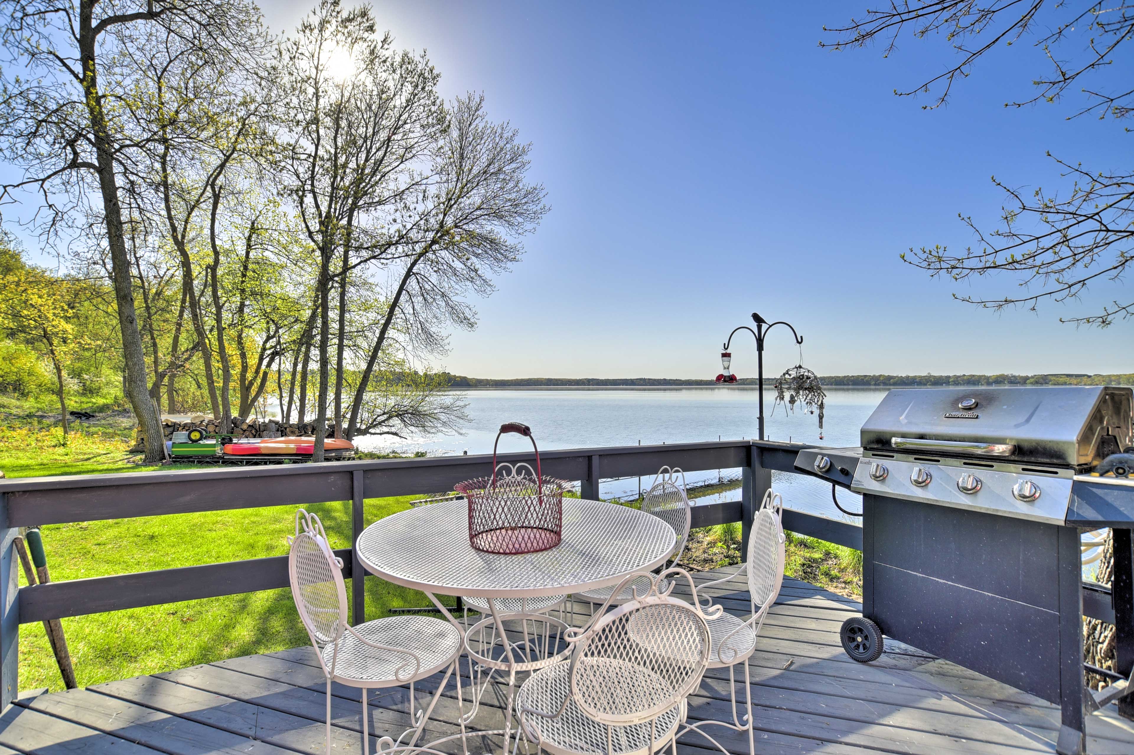 Boathouse Deck | Gas Grill