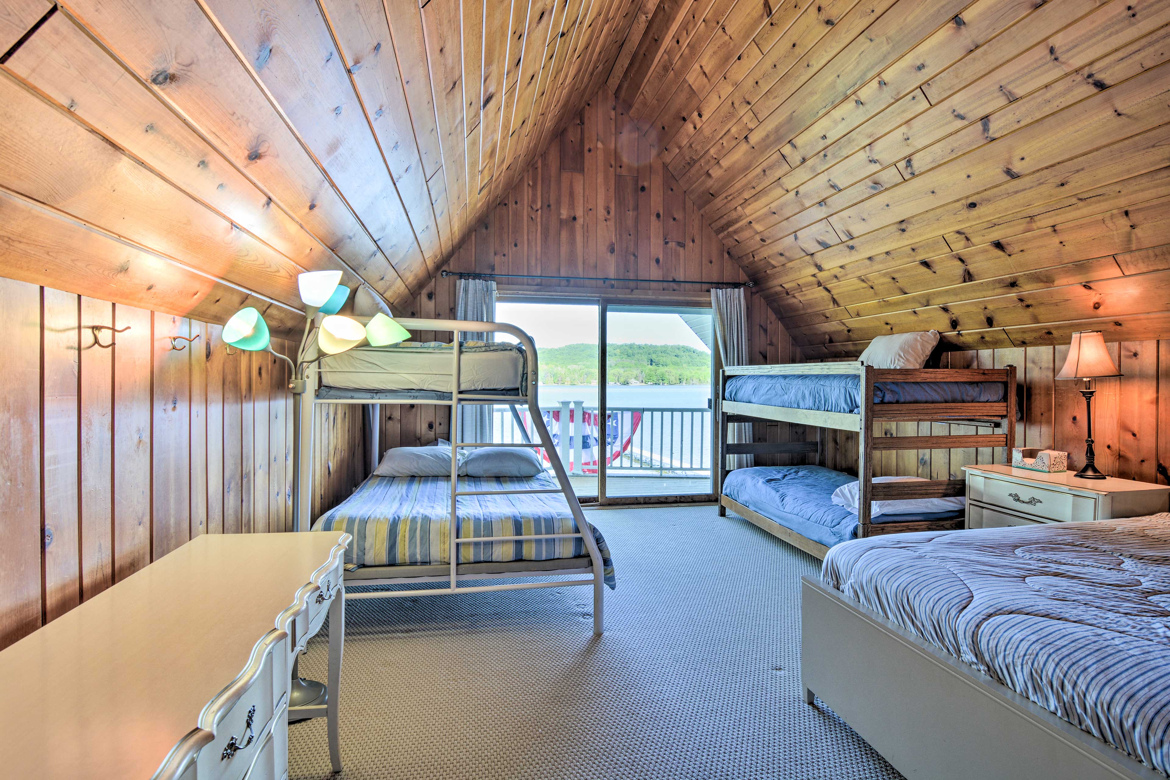 Bedroom 4 | 2nd Floor | Full Bed | Twin/Full Bunk Bed | Twin Bunk Bed