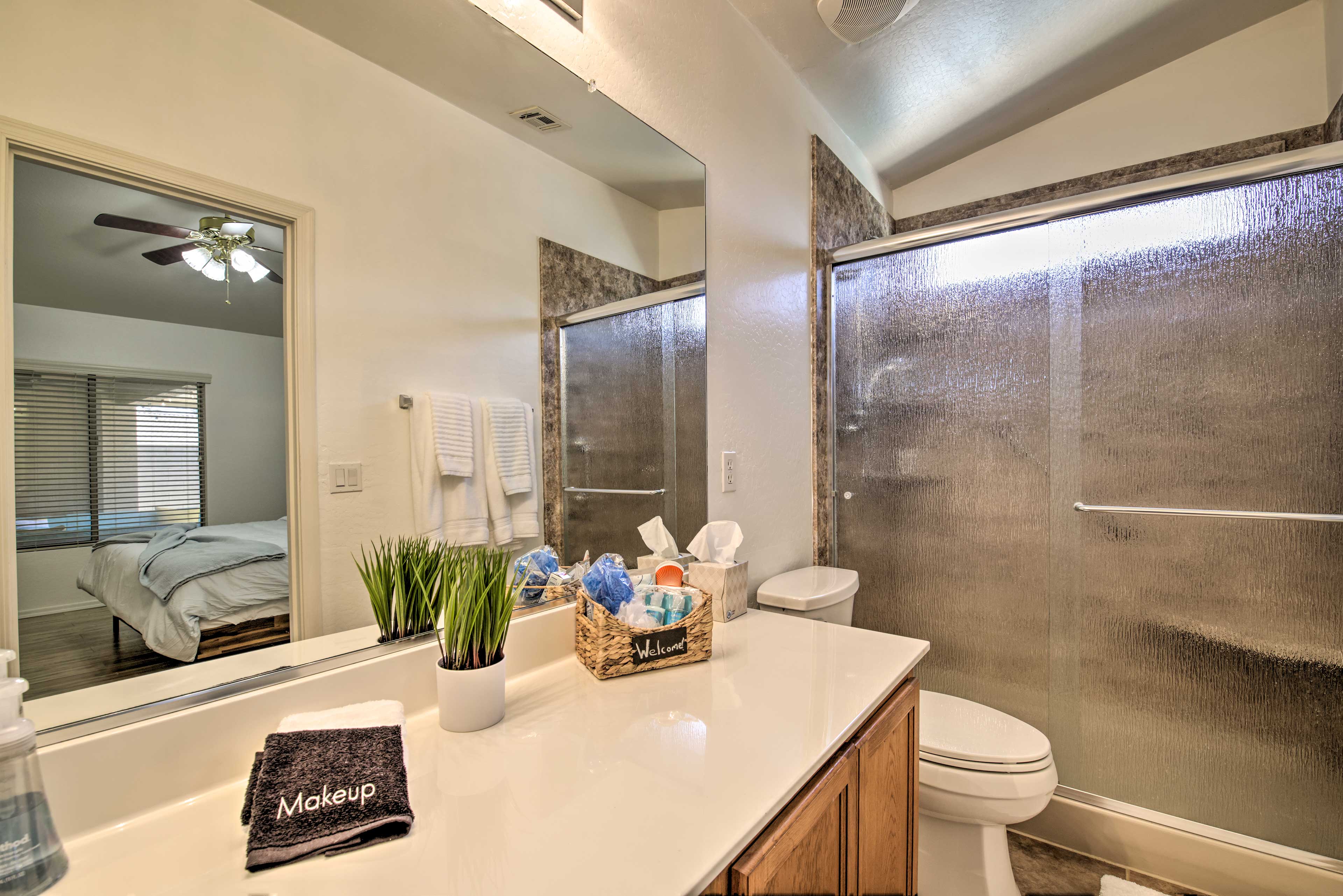 En-Suite Bathroom | Towels Provided