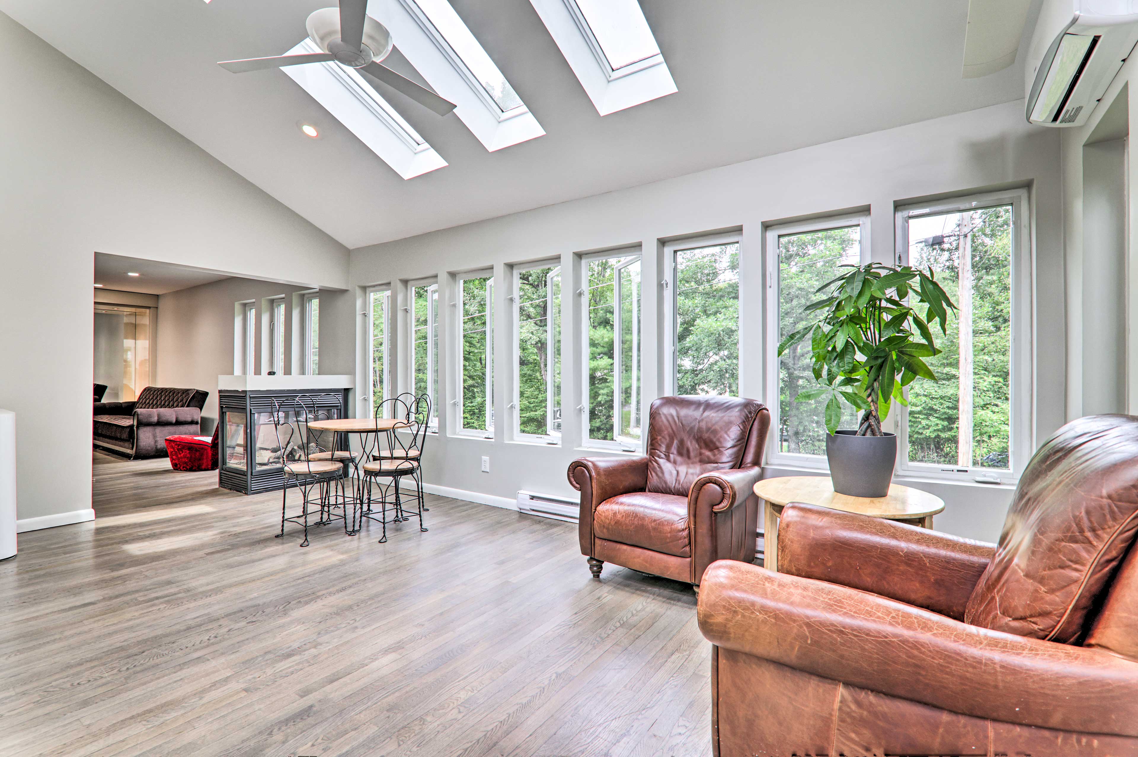 Sunroom | Fireplace