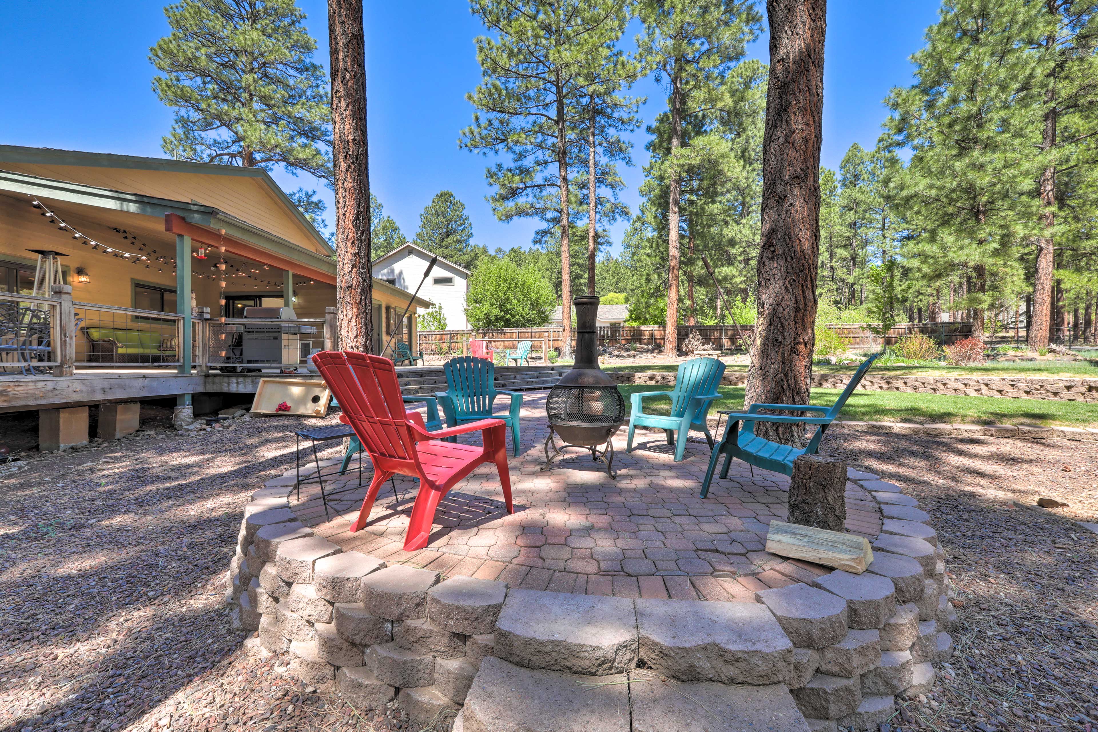 Private Backyard | Fire Pit