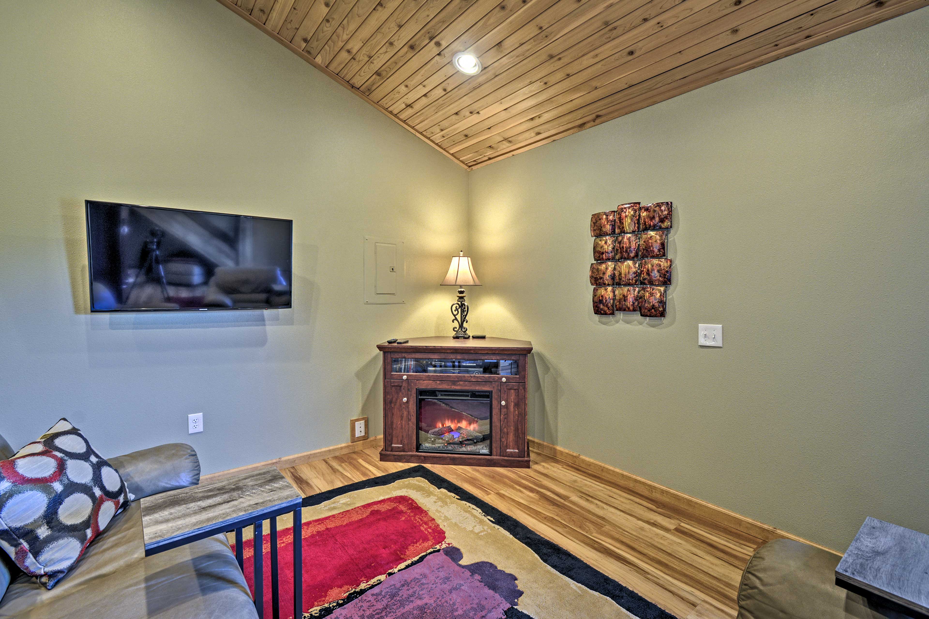 Living Room | Electric Fireplace