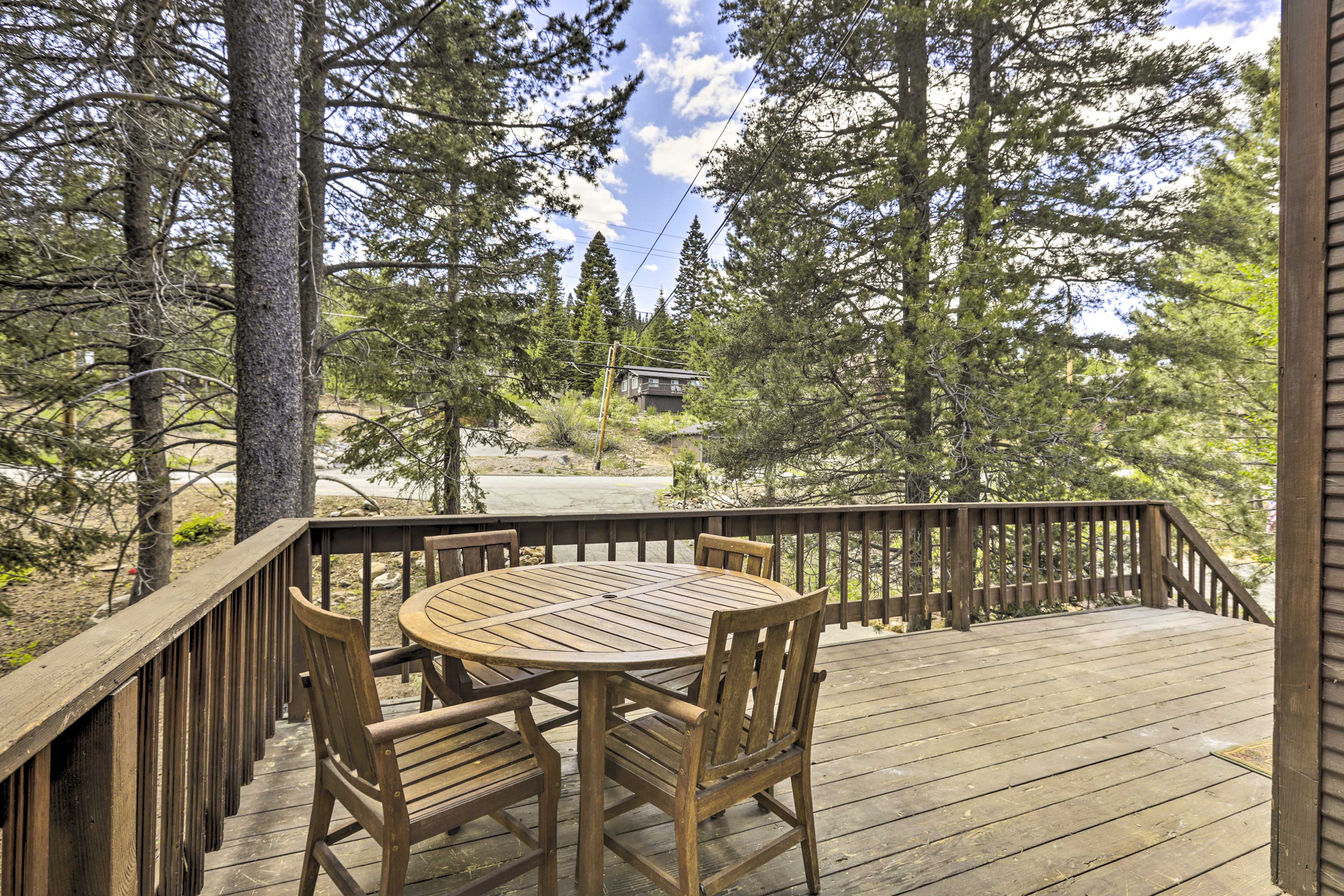 Deck | Forest Views