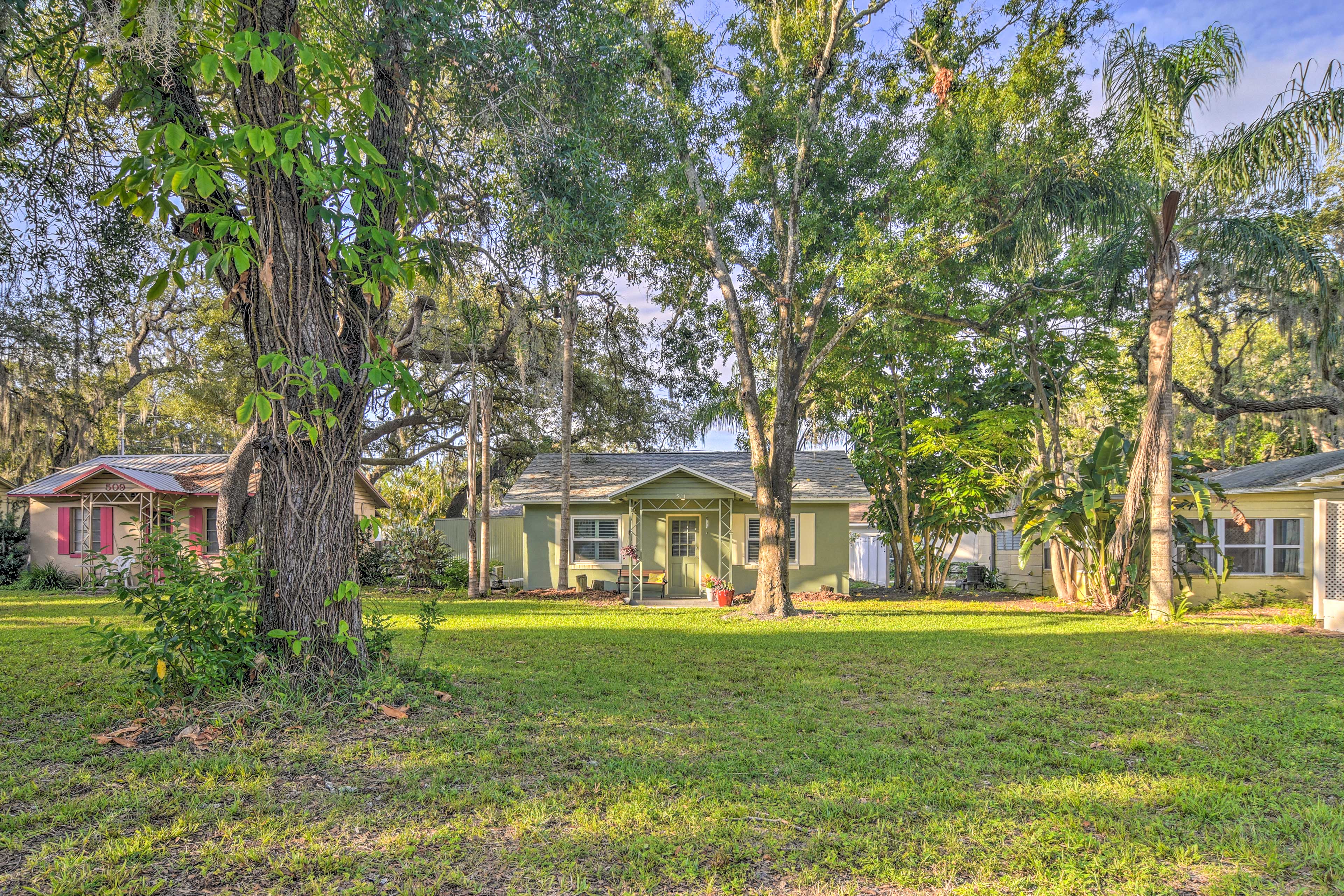 Cottage Exterior | Driveway Parking (1 Vehicle)