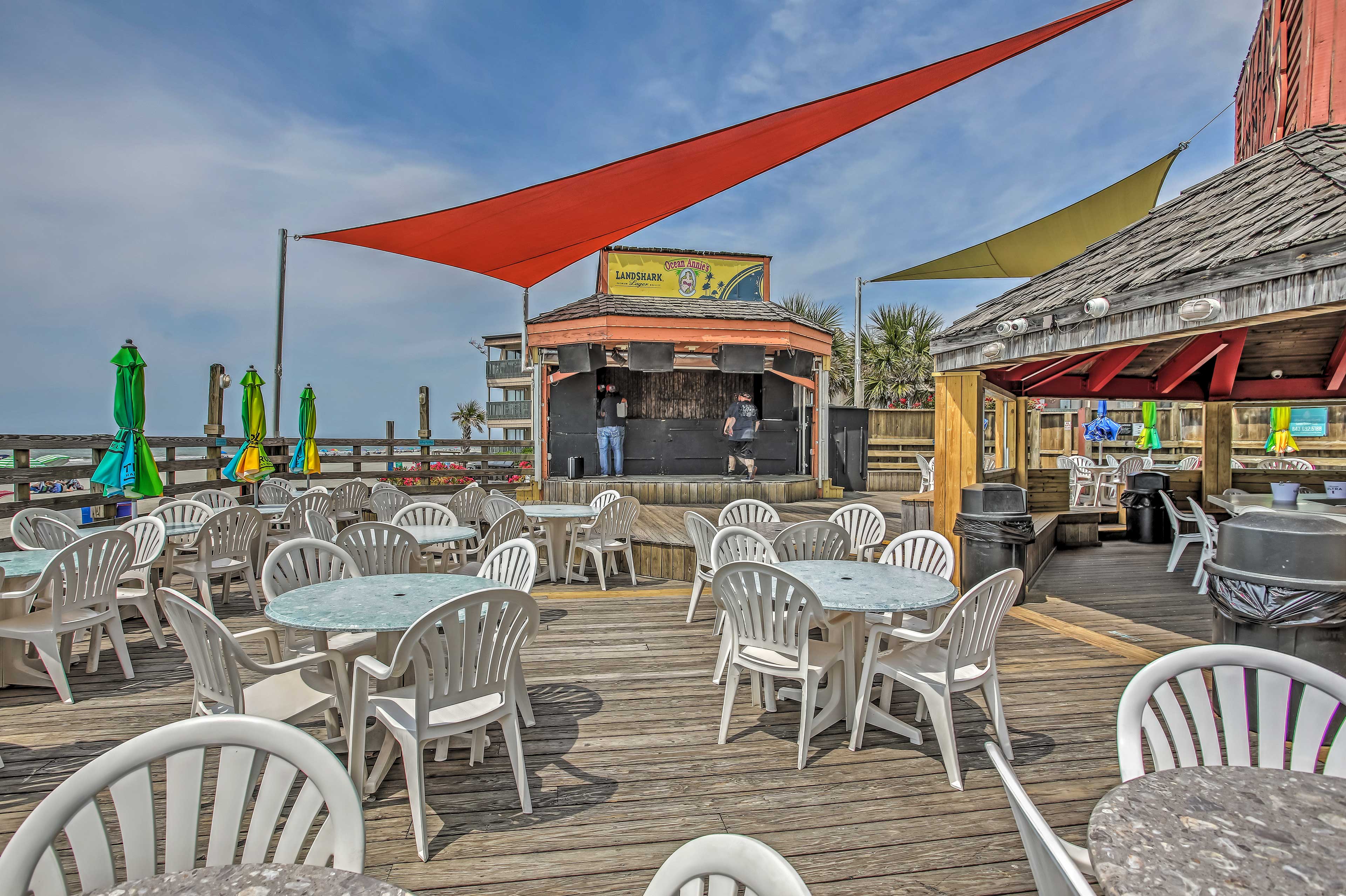 Ocean Annie's Beach Bar