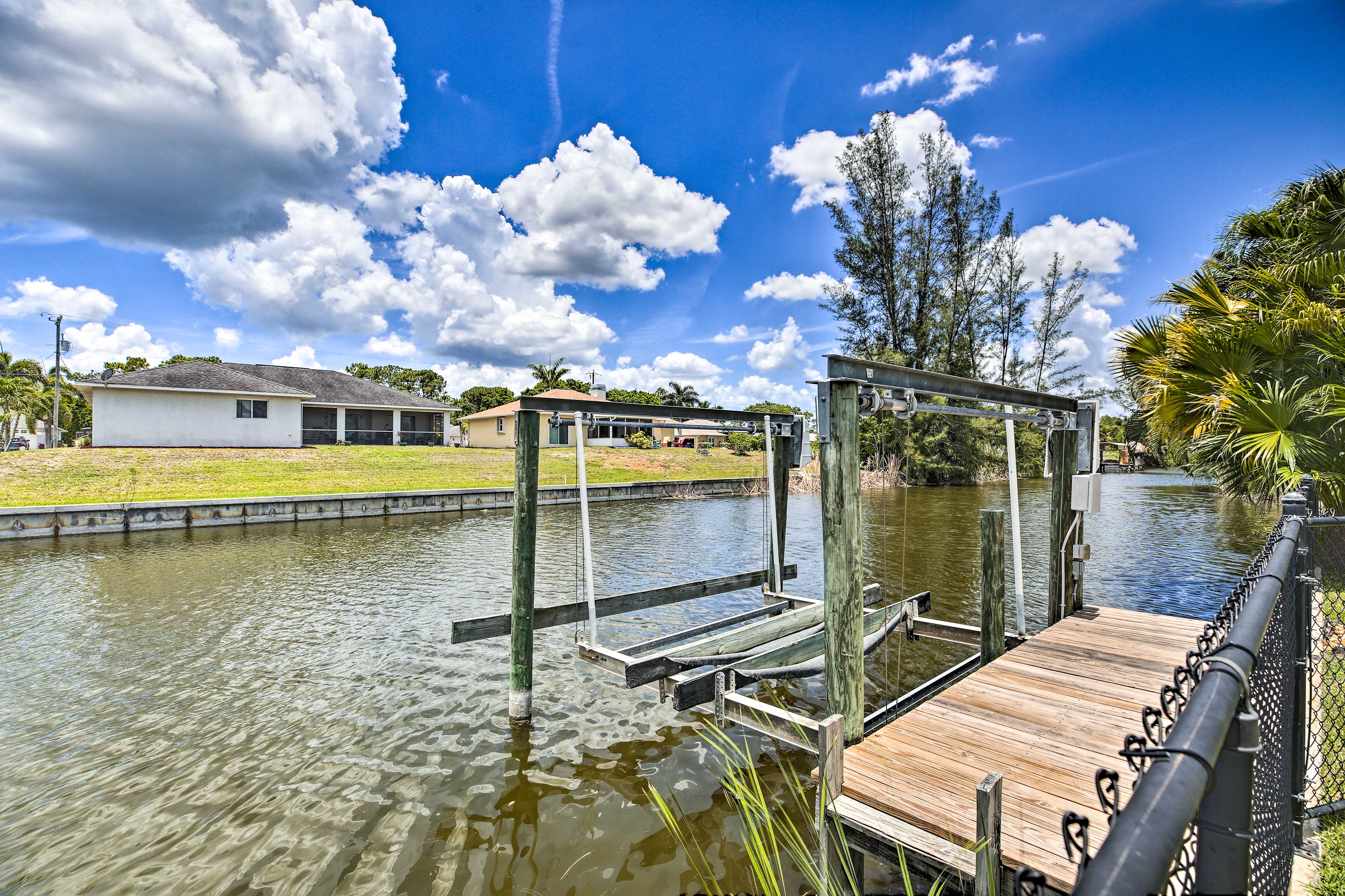 Exterior Space | Private Dock