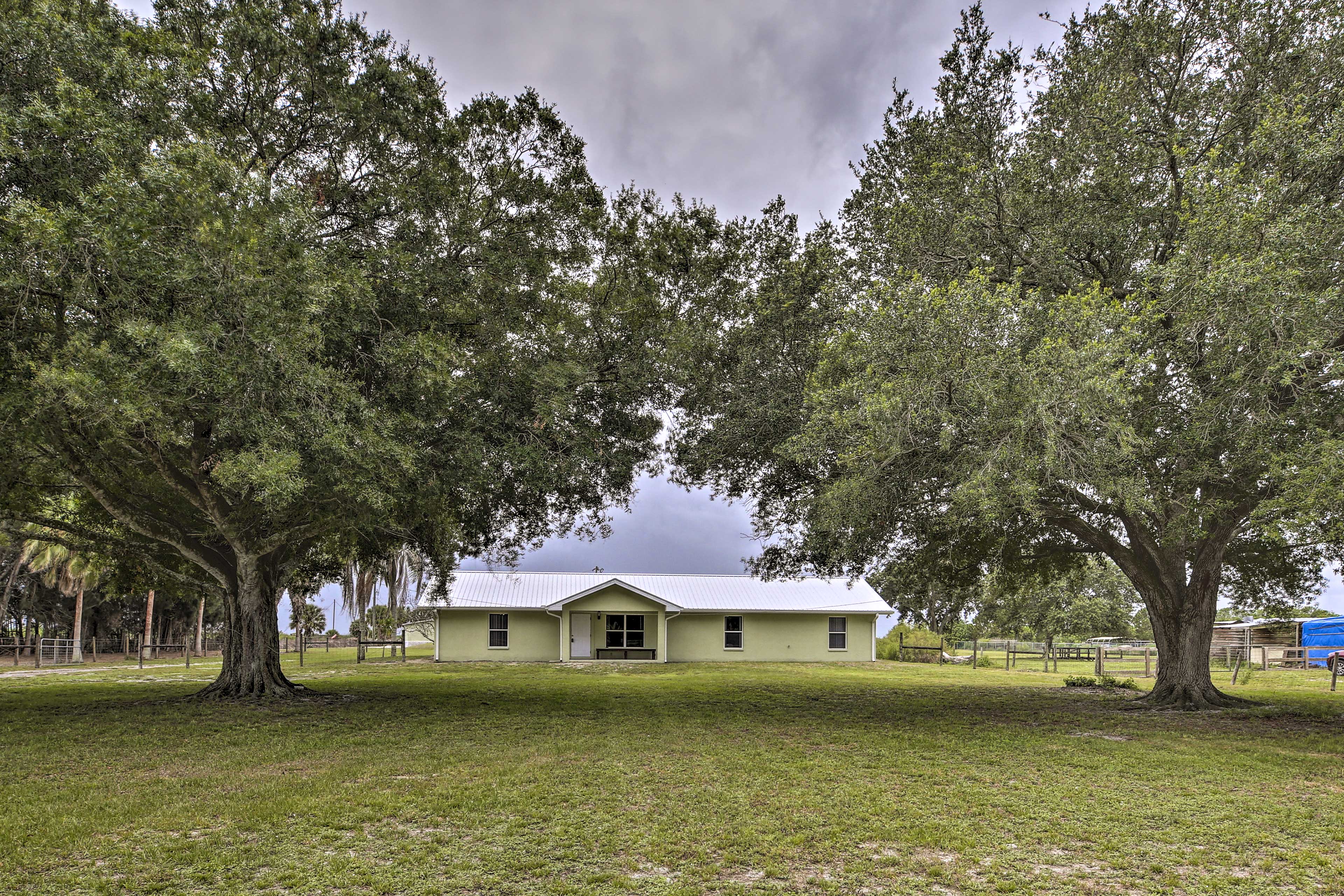 Exterior View | 3 Acres | Pet Friendly