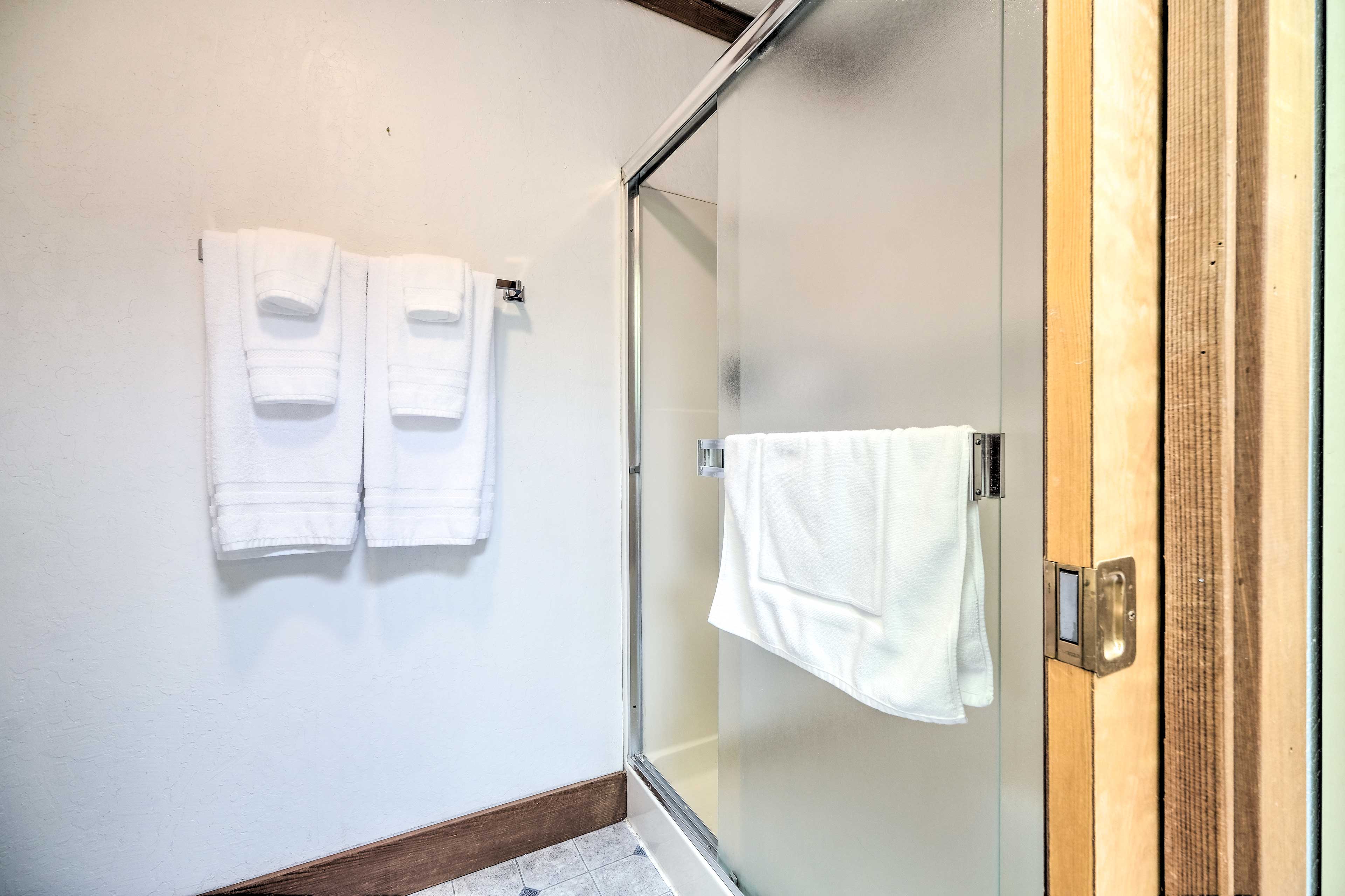 En-Suite Bathroom | Walk-In Shower