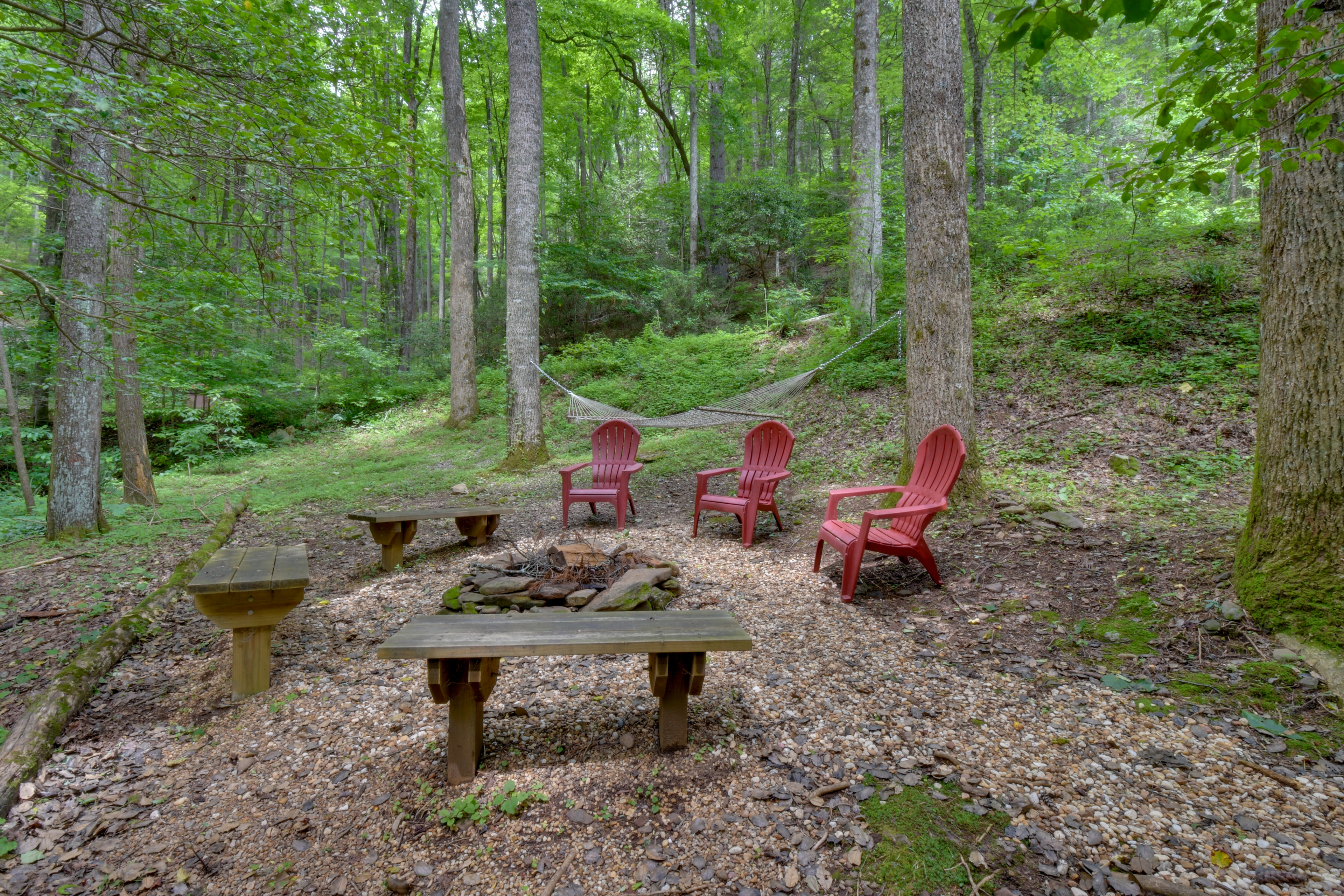 Blairsville Vacation Rental | 4BR | 2BA | 1,486 Sq Ft | 20 Stairs to Access