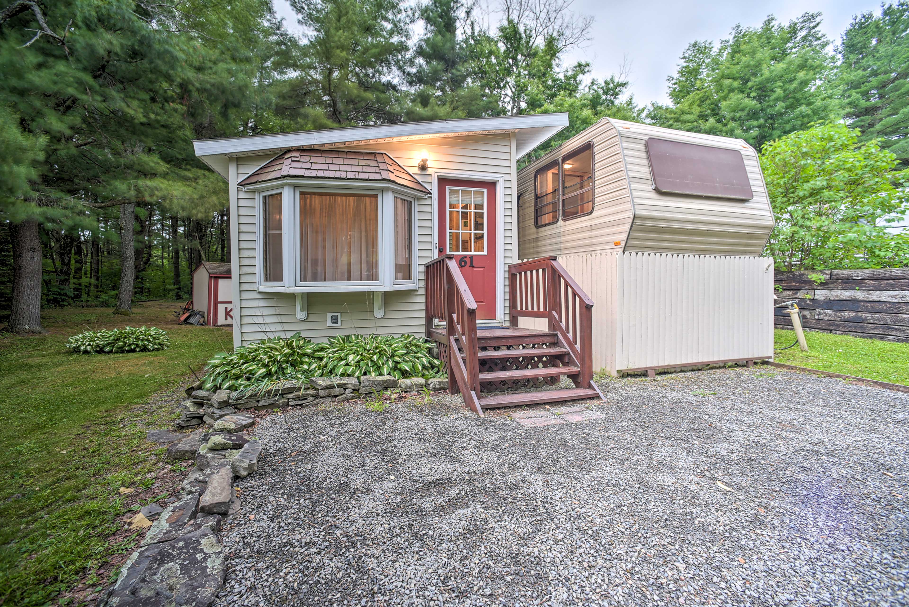 Cabin Exterior | Driveway Parking (2 Vehicles) | Street Parking (1 Vehicle)