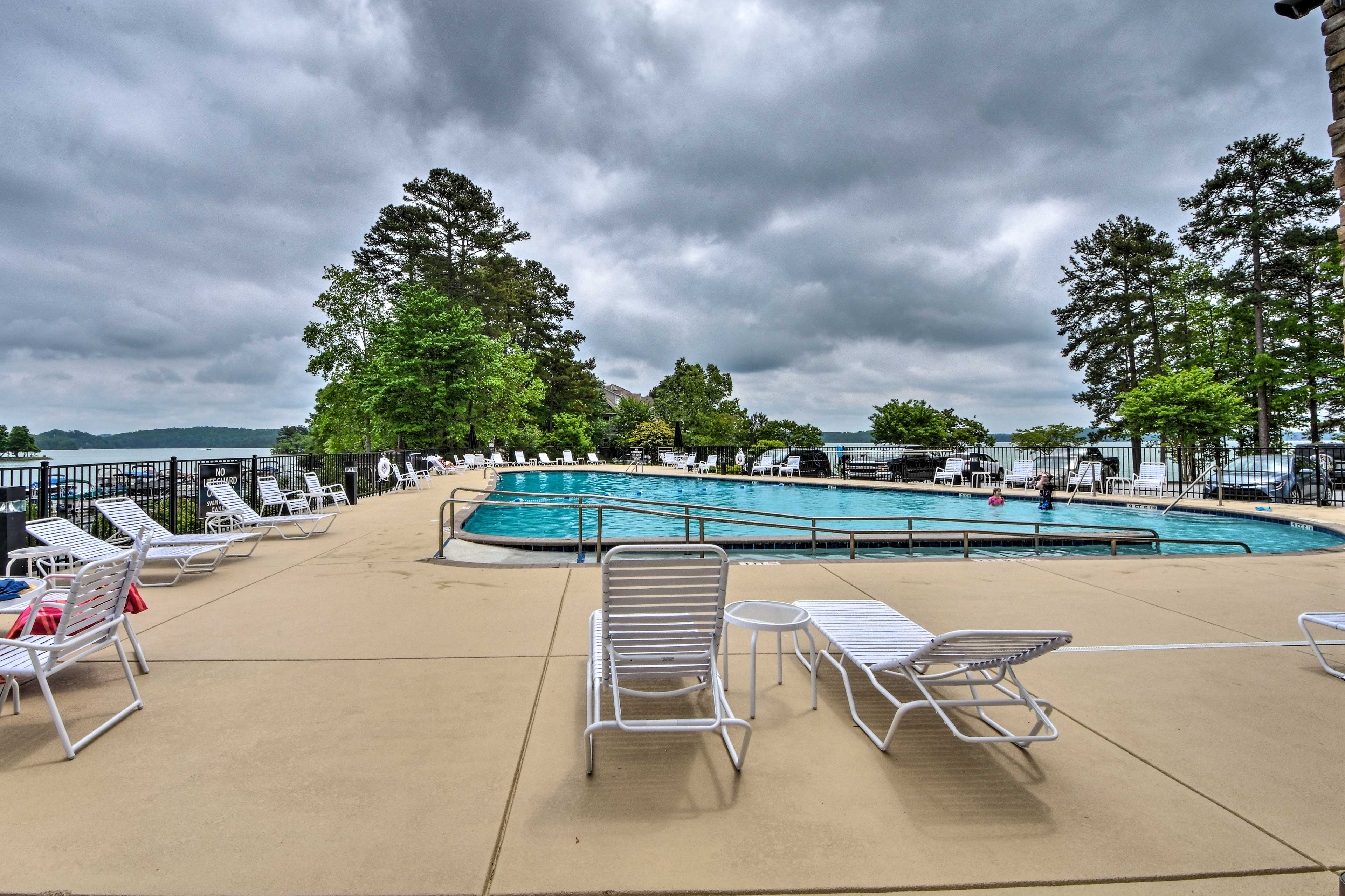 Tall Ship Condos at Keowee Key | Community Pool