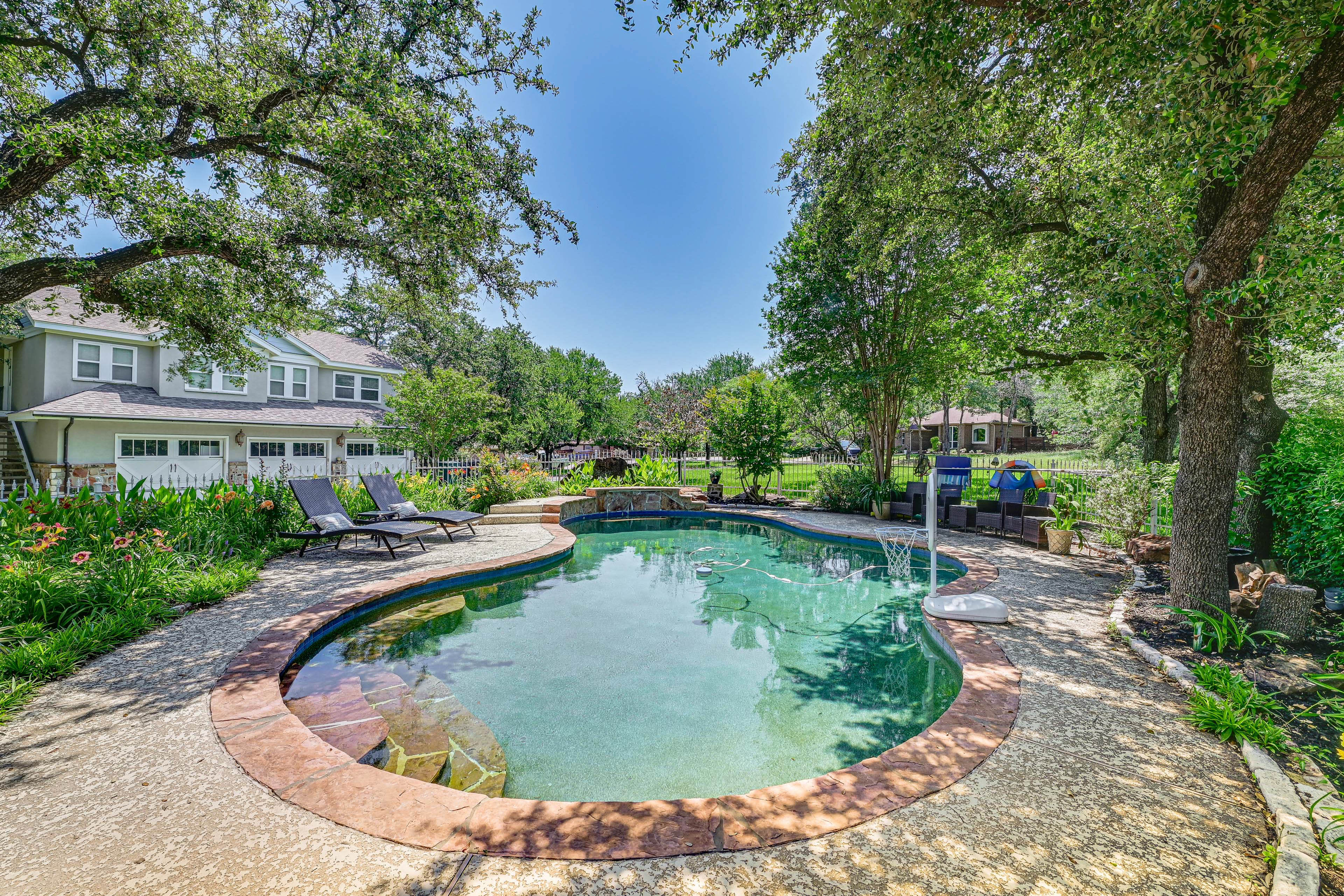 Shared Outdoor Pool