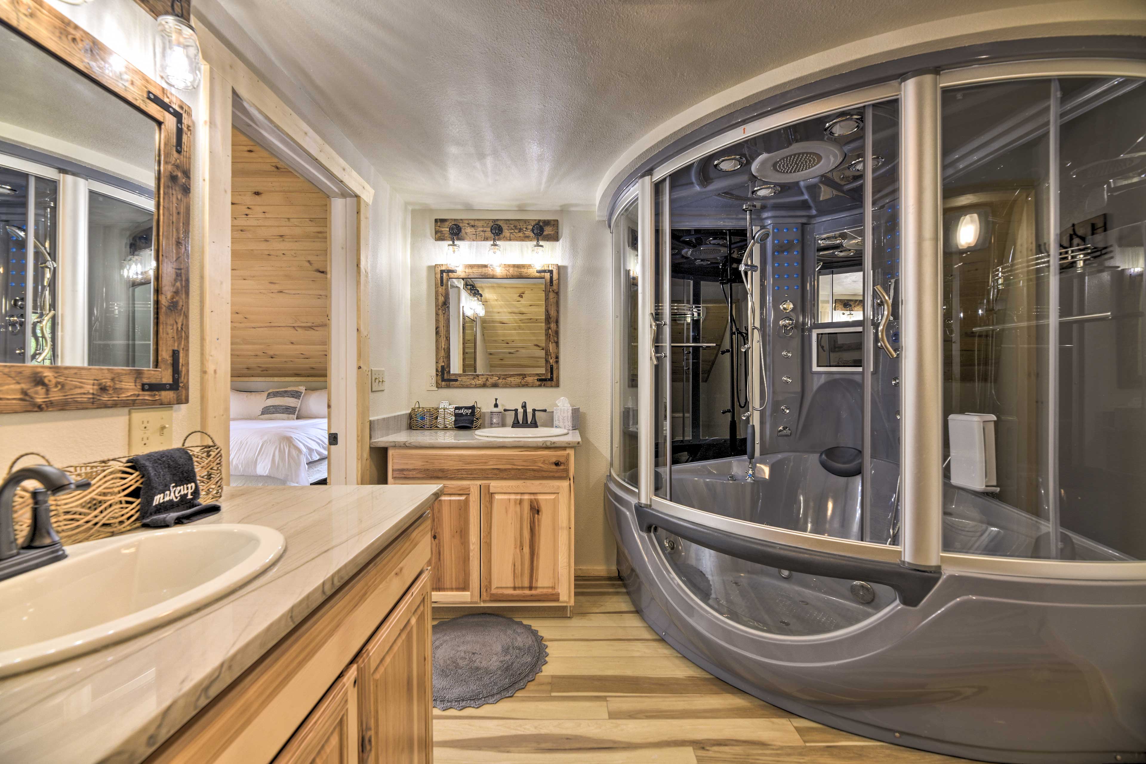Full Bathroom | Steam Shower Jacuzzi Tub