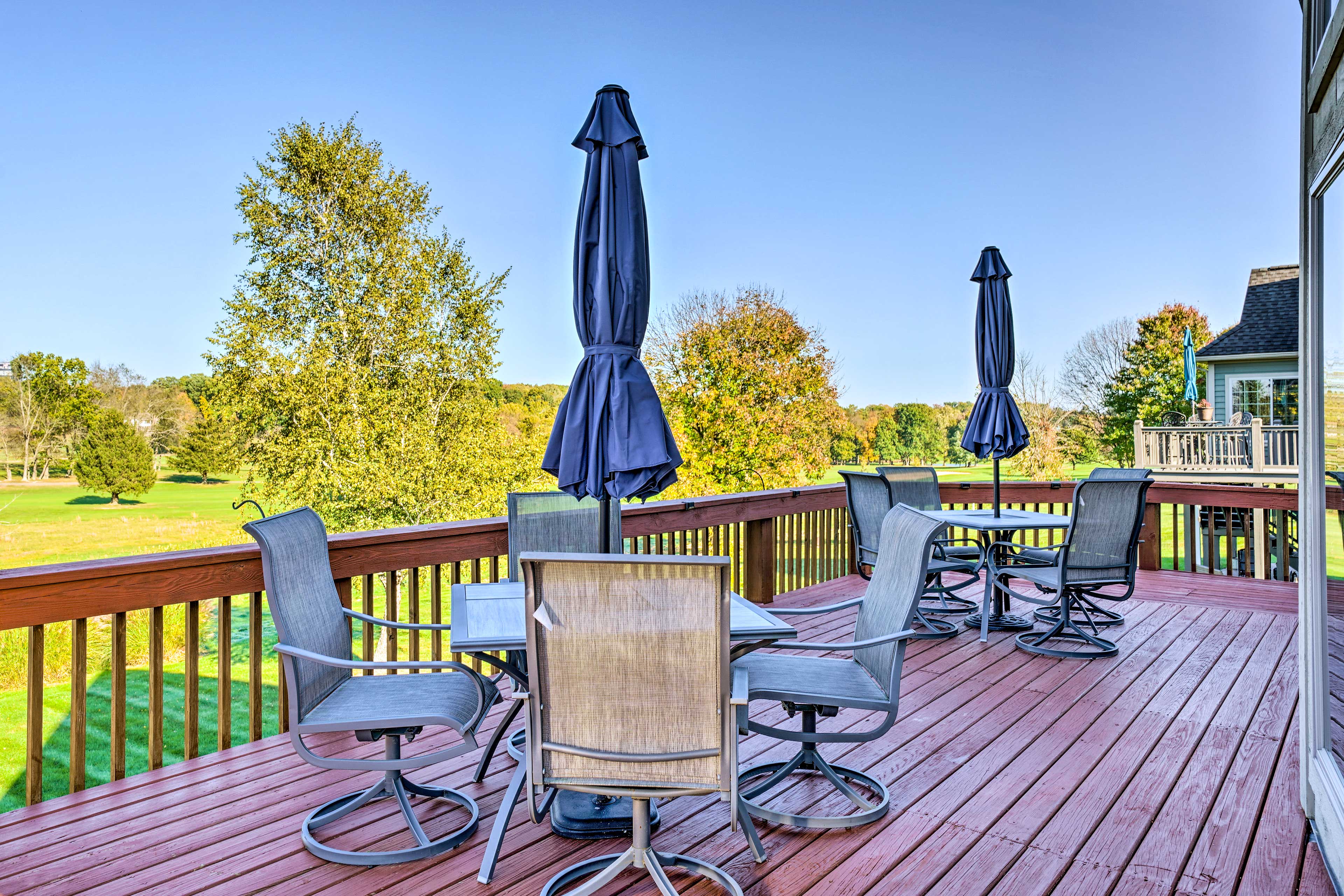 Private Deck | Outdoor Seating