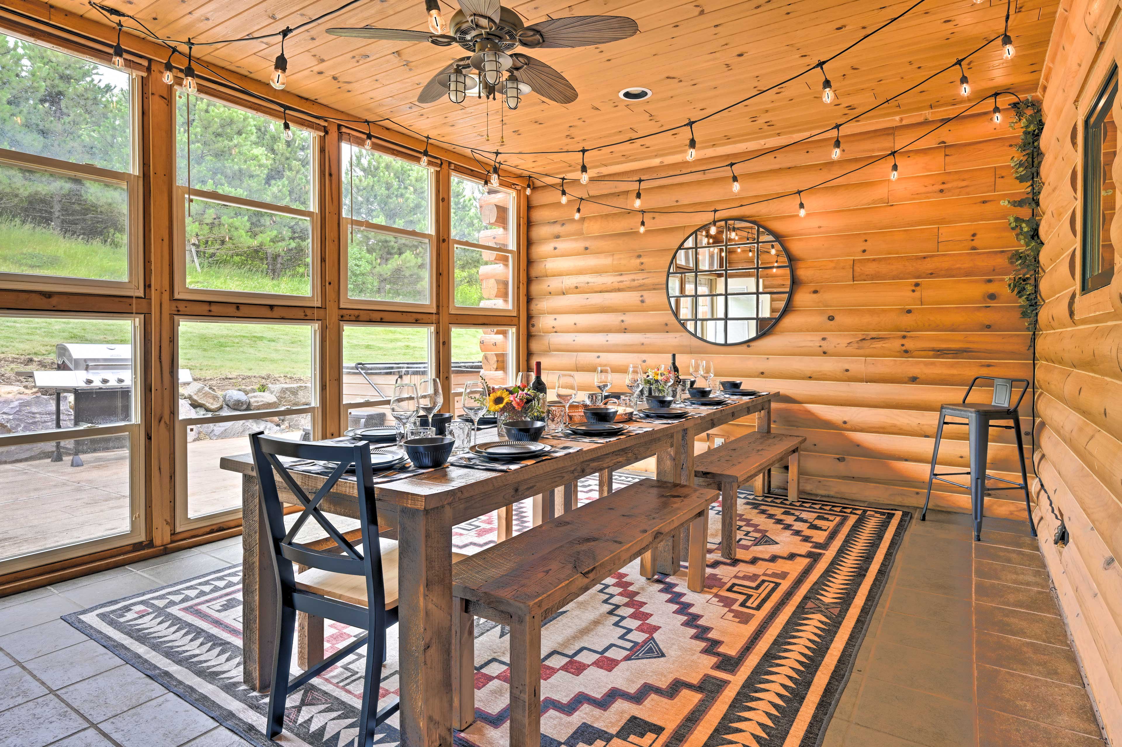 Interior | Dining Room