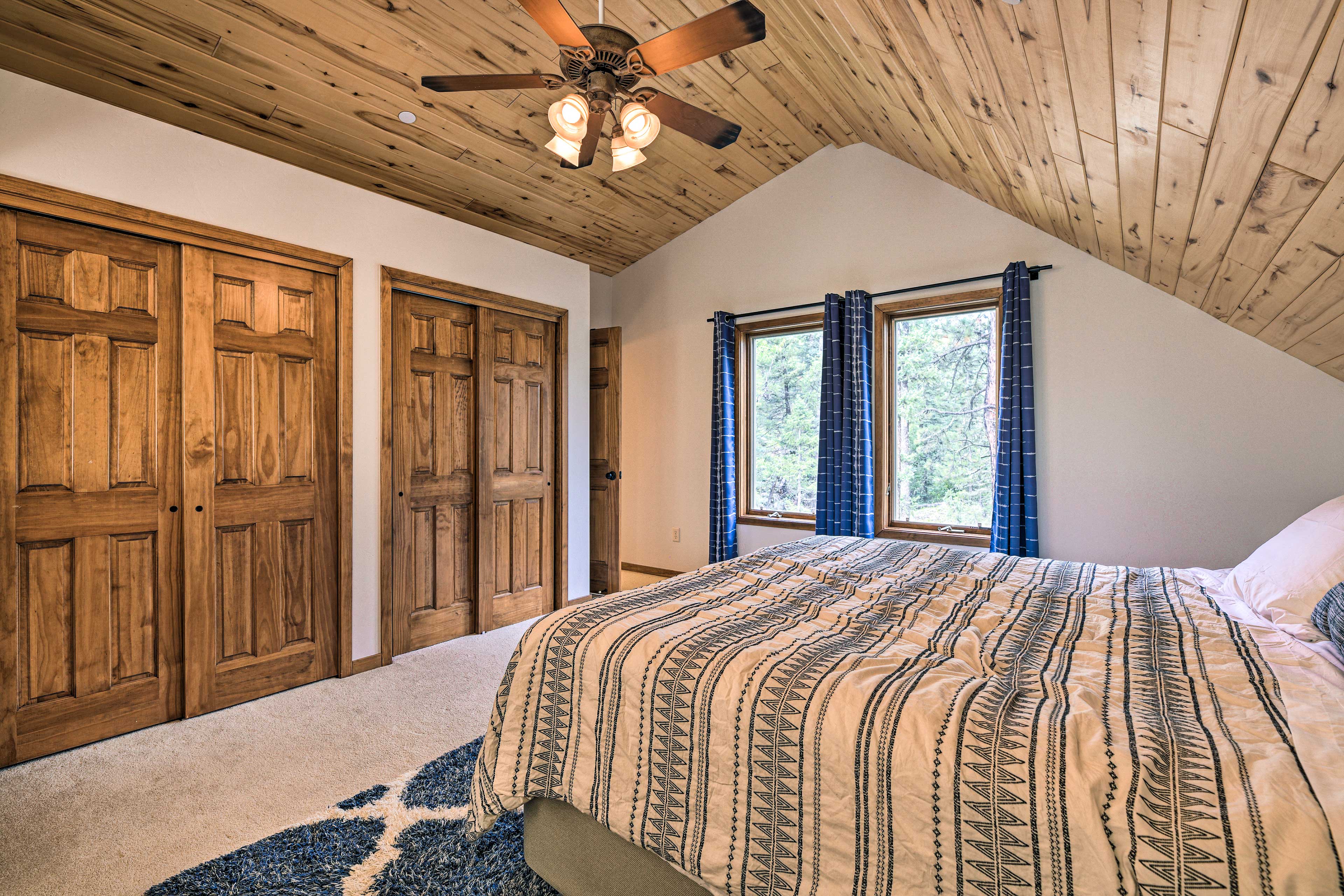 Bedroom 1 | Loft | En-Suite Bathroom