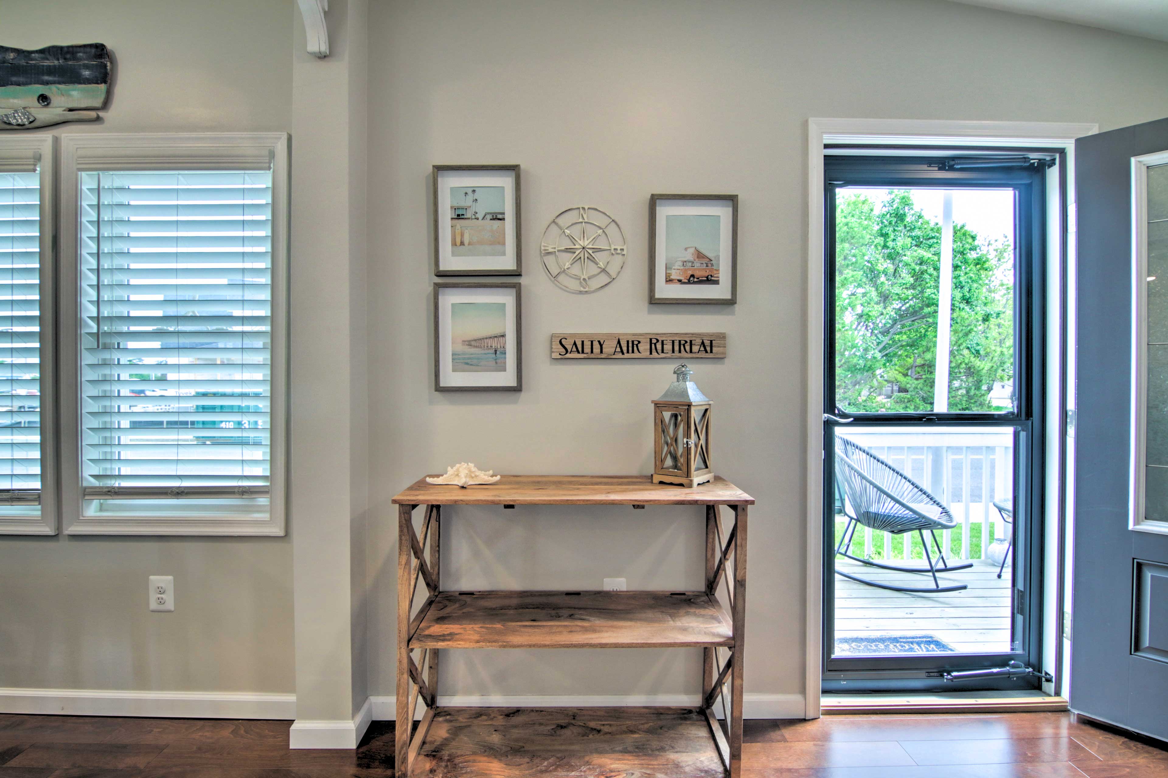 Living Area | Entryway | 3 Stairs to Access Home