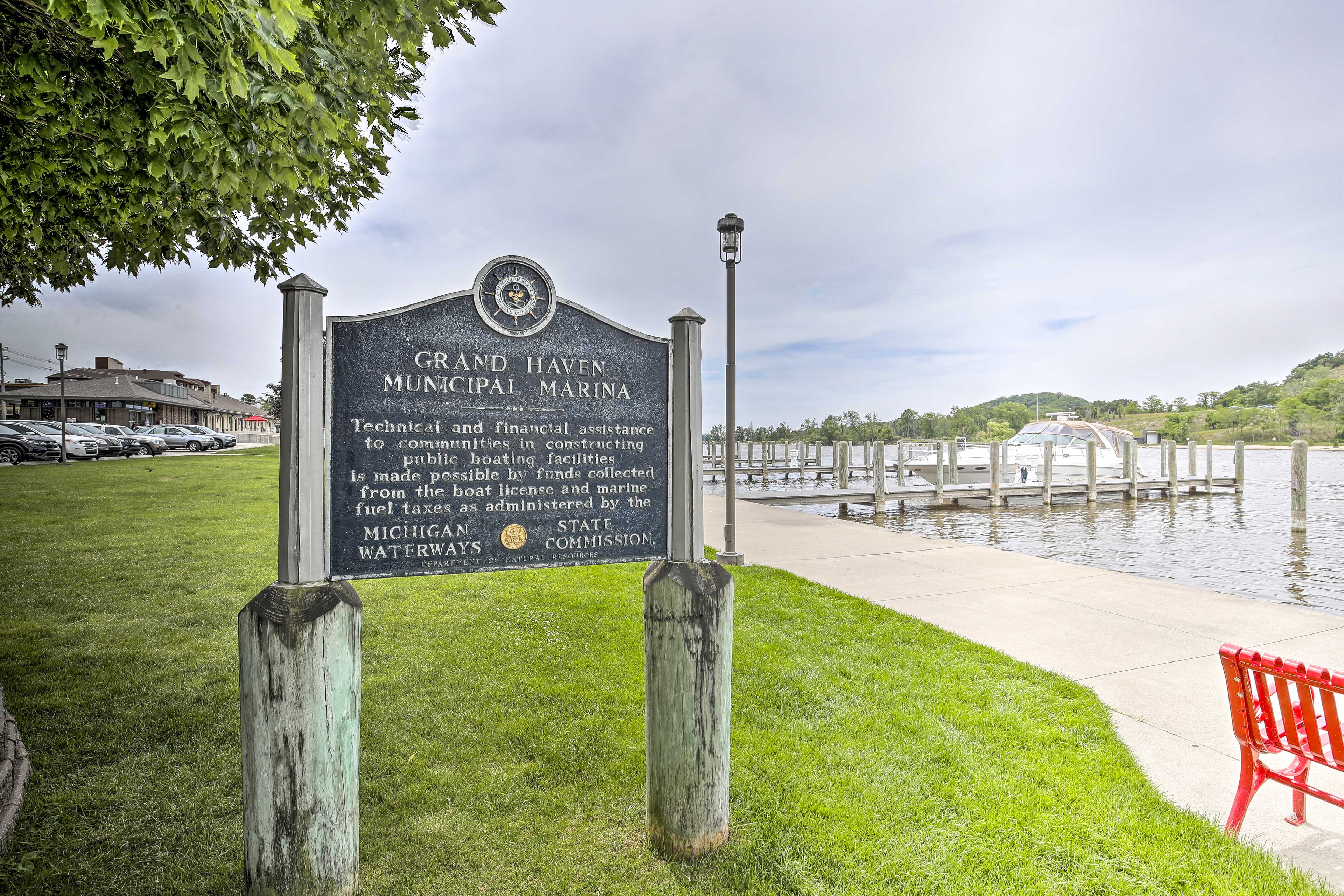 Grand Haven Municipal Marina | 0.1 Miles Away