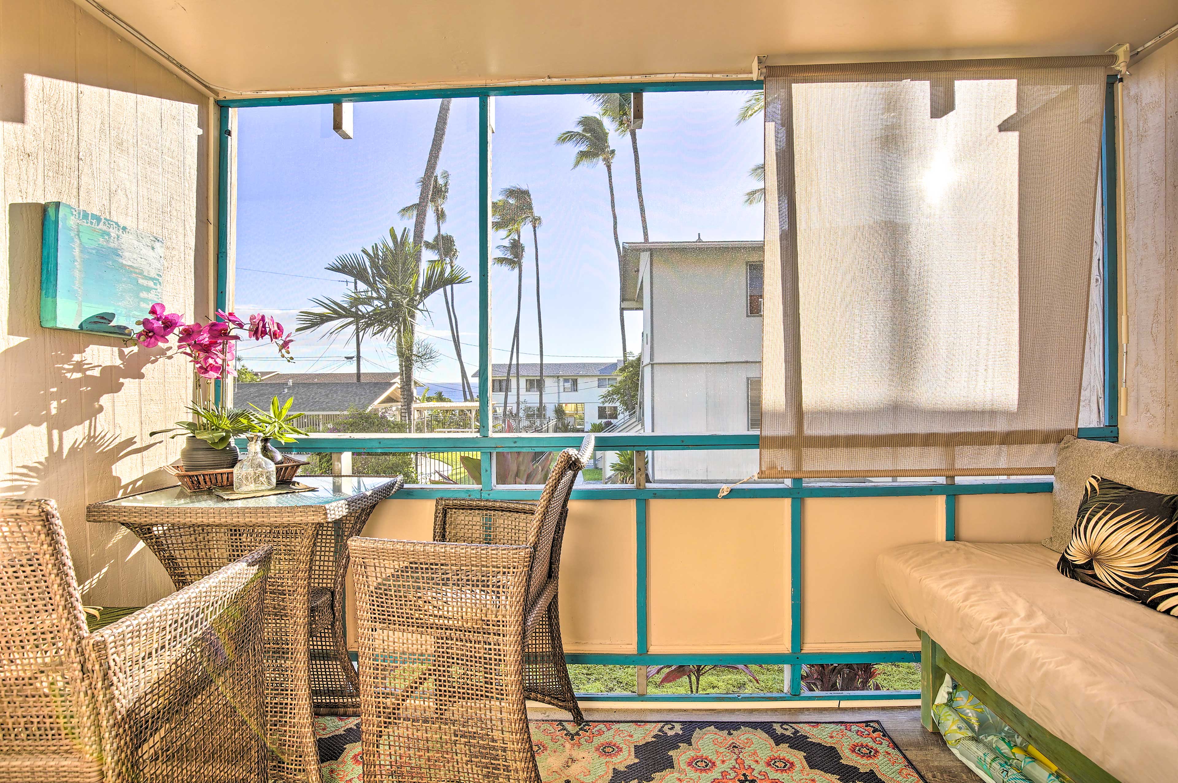 Screened-In Lanai