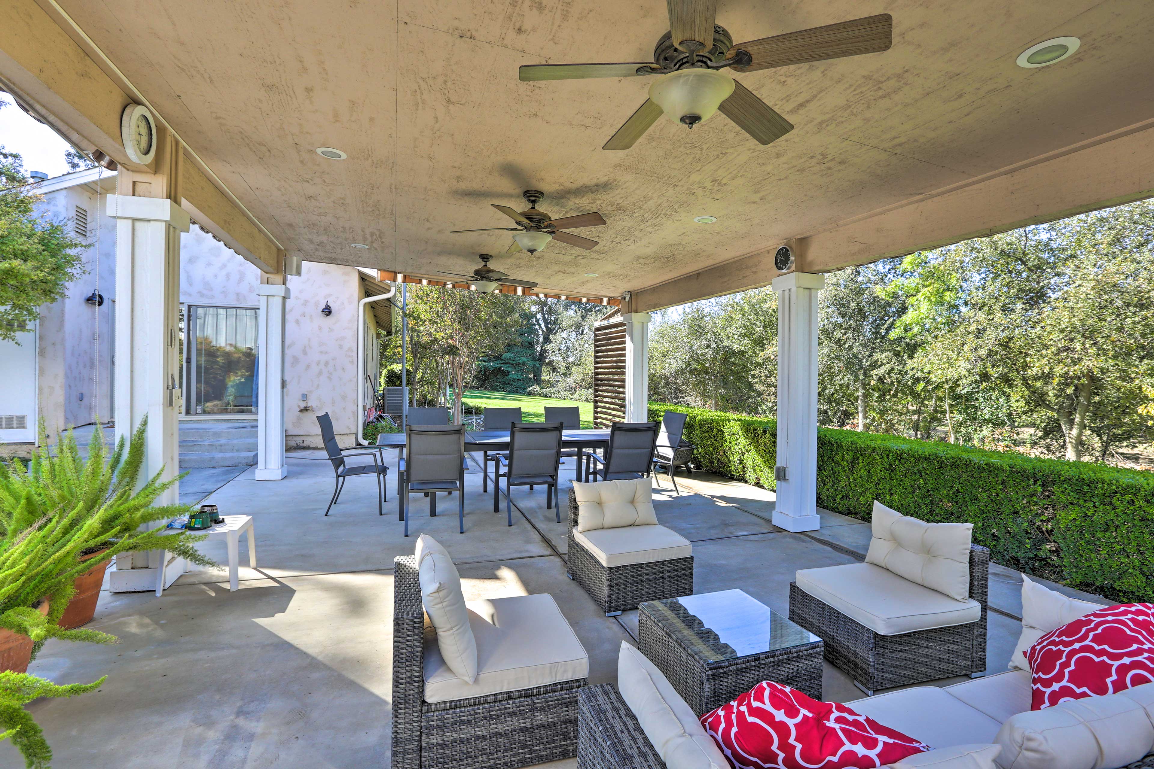 Covered Patio | Dining Area | Pet Friendly w/ Fee