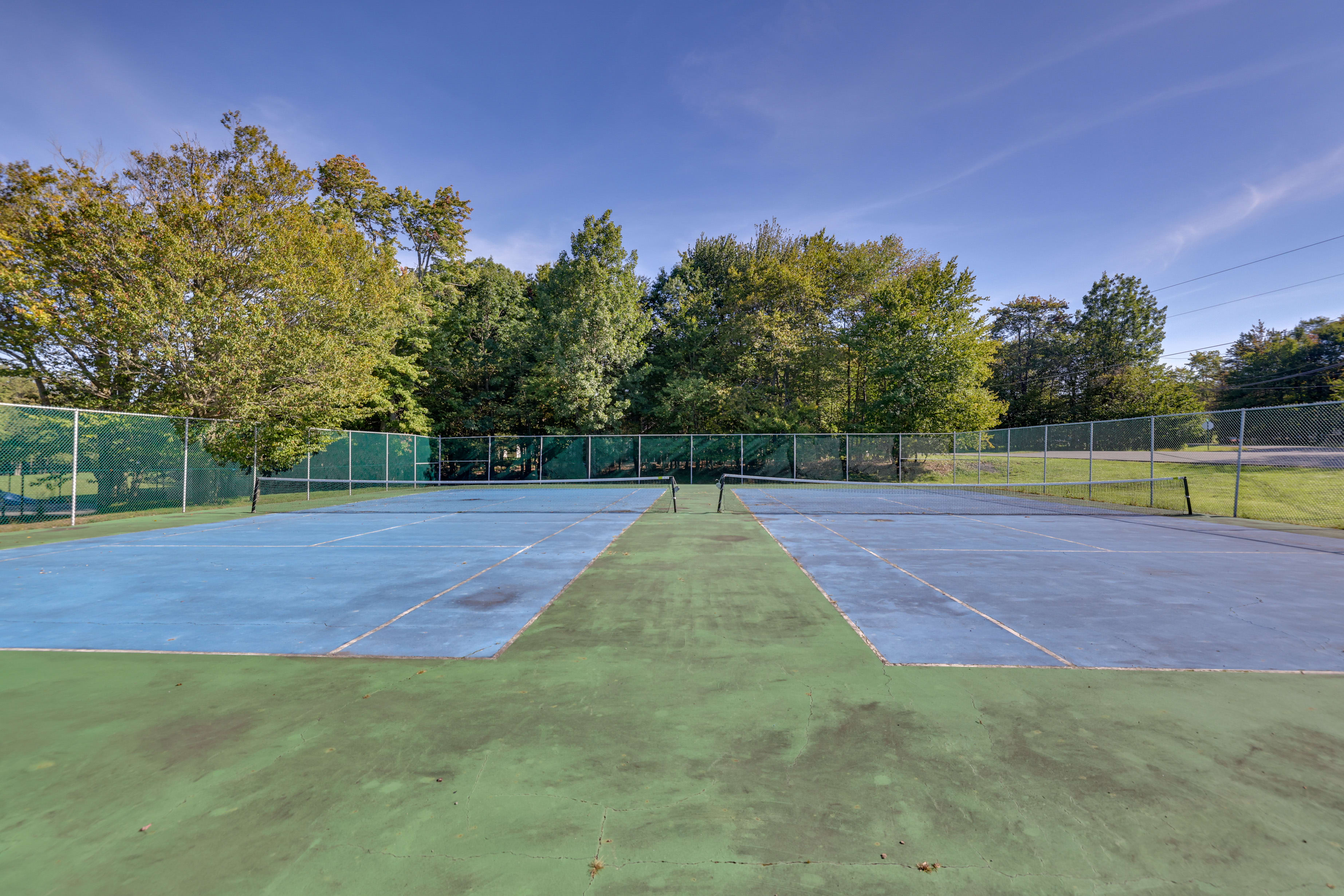 Community Tennis Courts