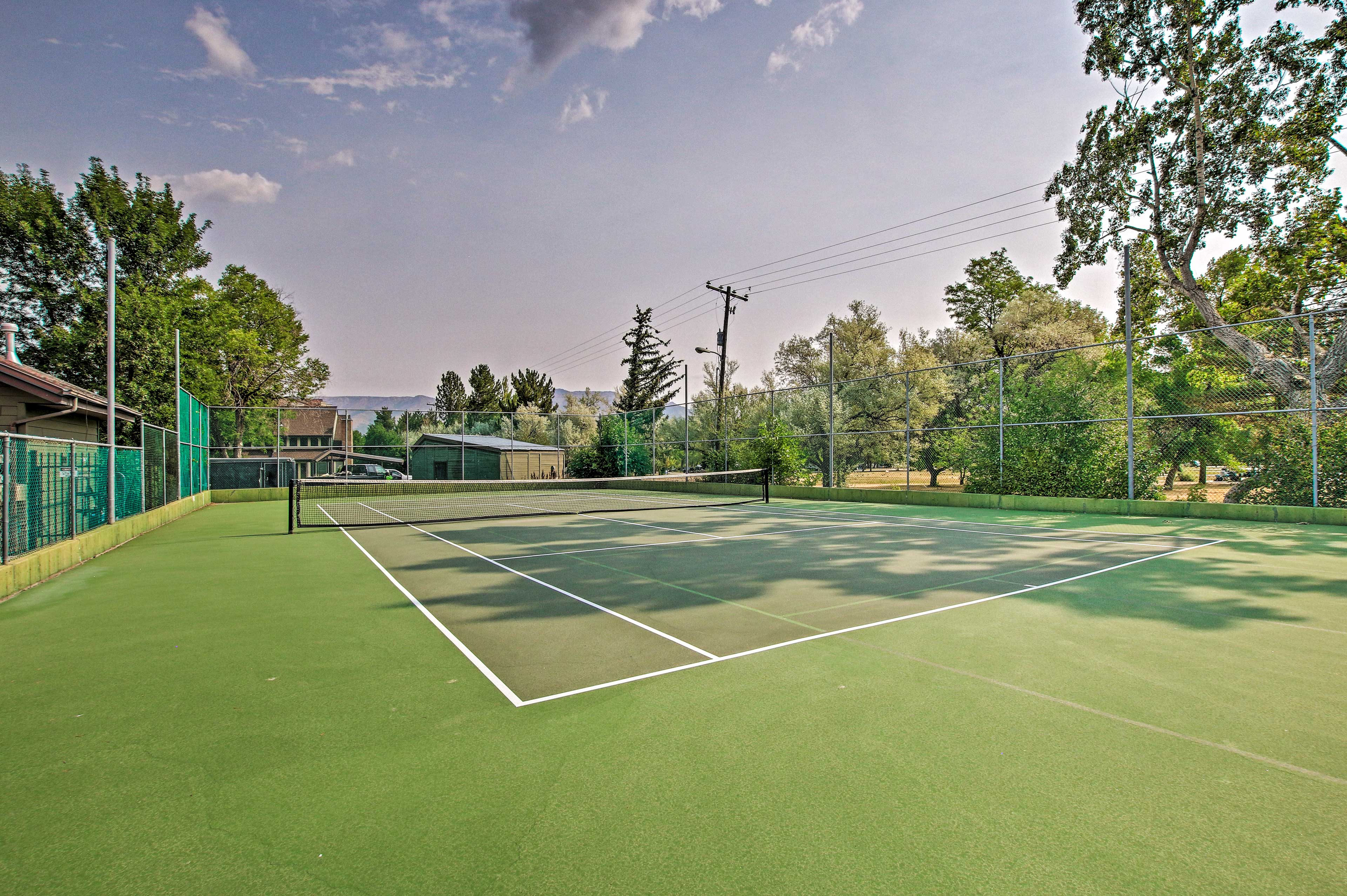 Community Tennis Courts