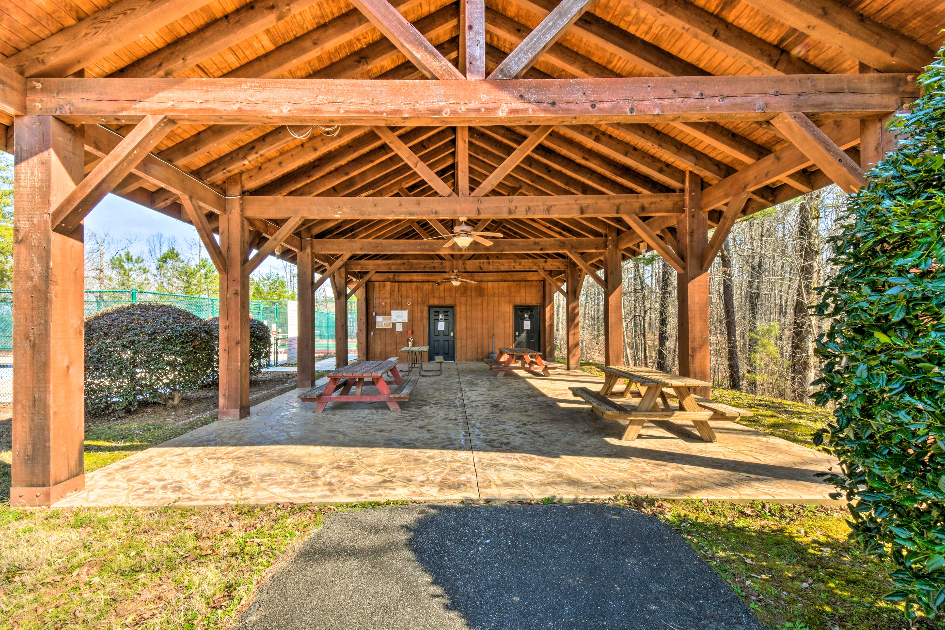 Talking Rock Creek Resort (~9 Miles) | Picnic Tables