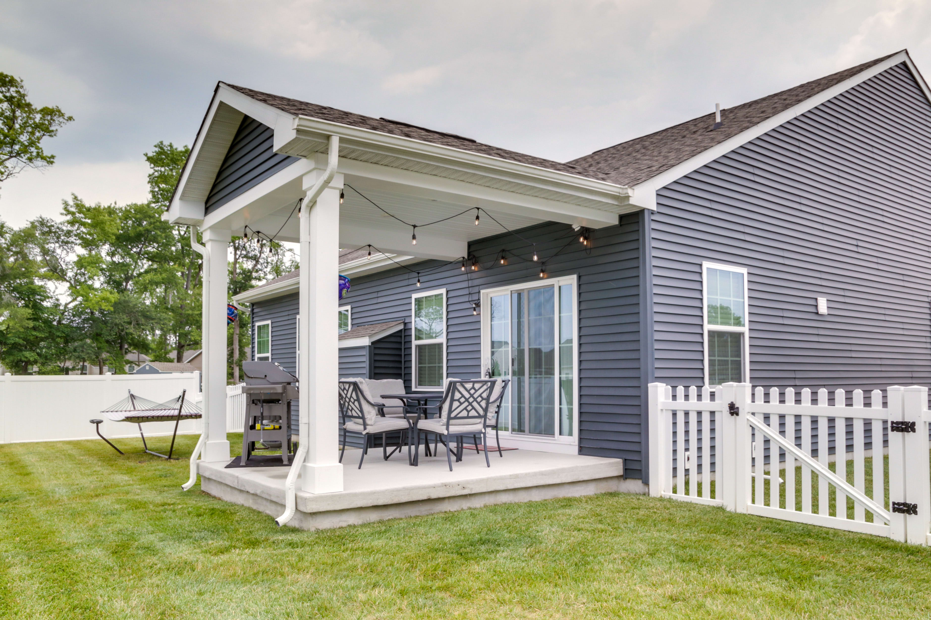 Patio | Grill | Outdoor Dining Area