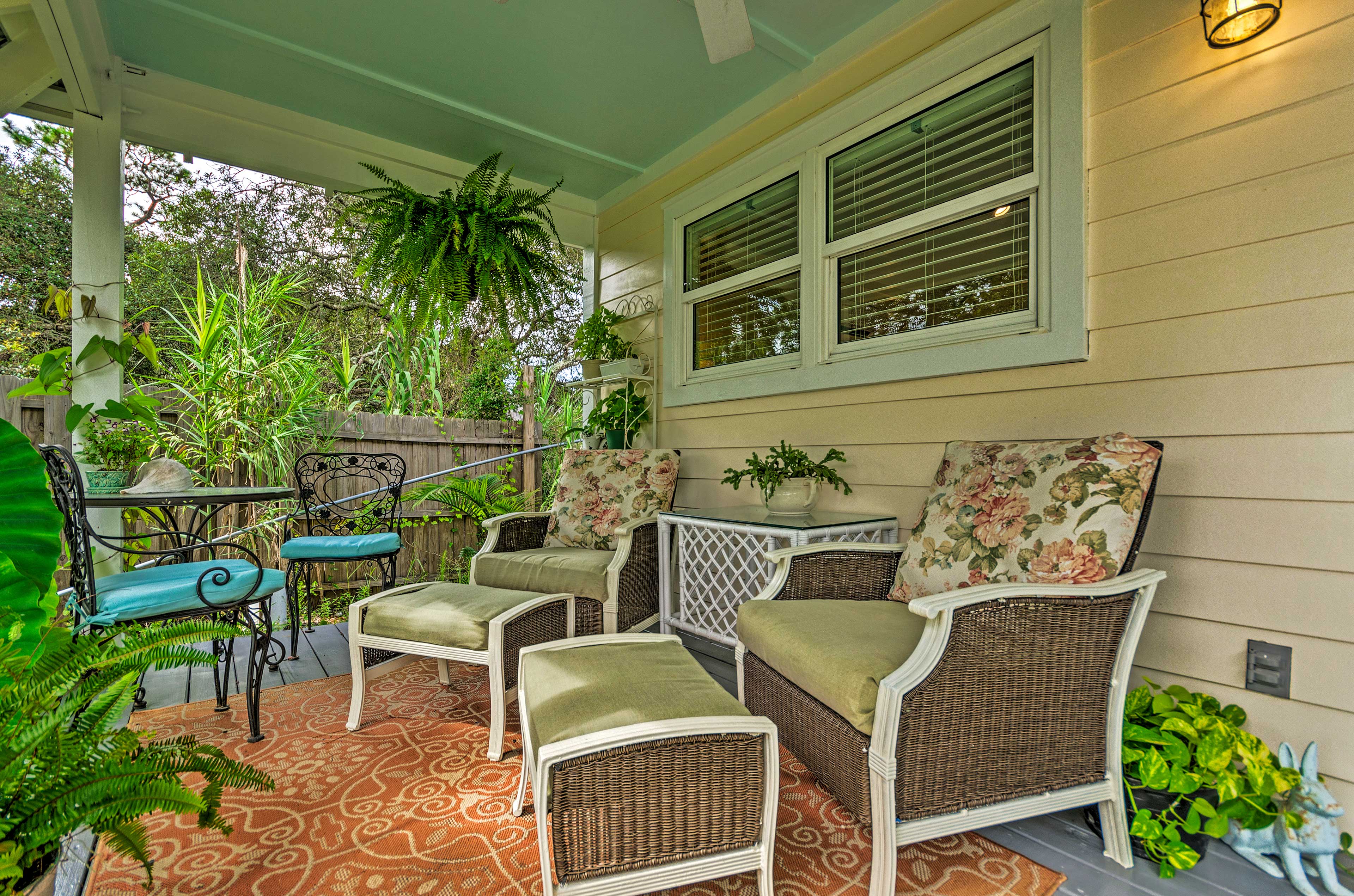 Santa Rosa Beach Vacation Rental | Studio | 1BA | 400 Sq Ft