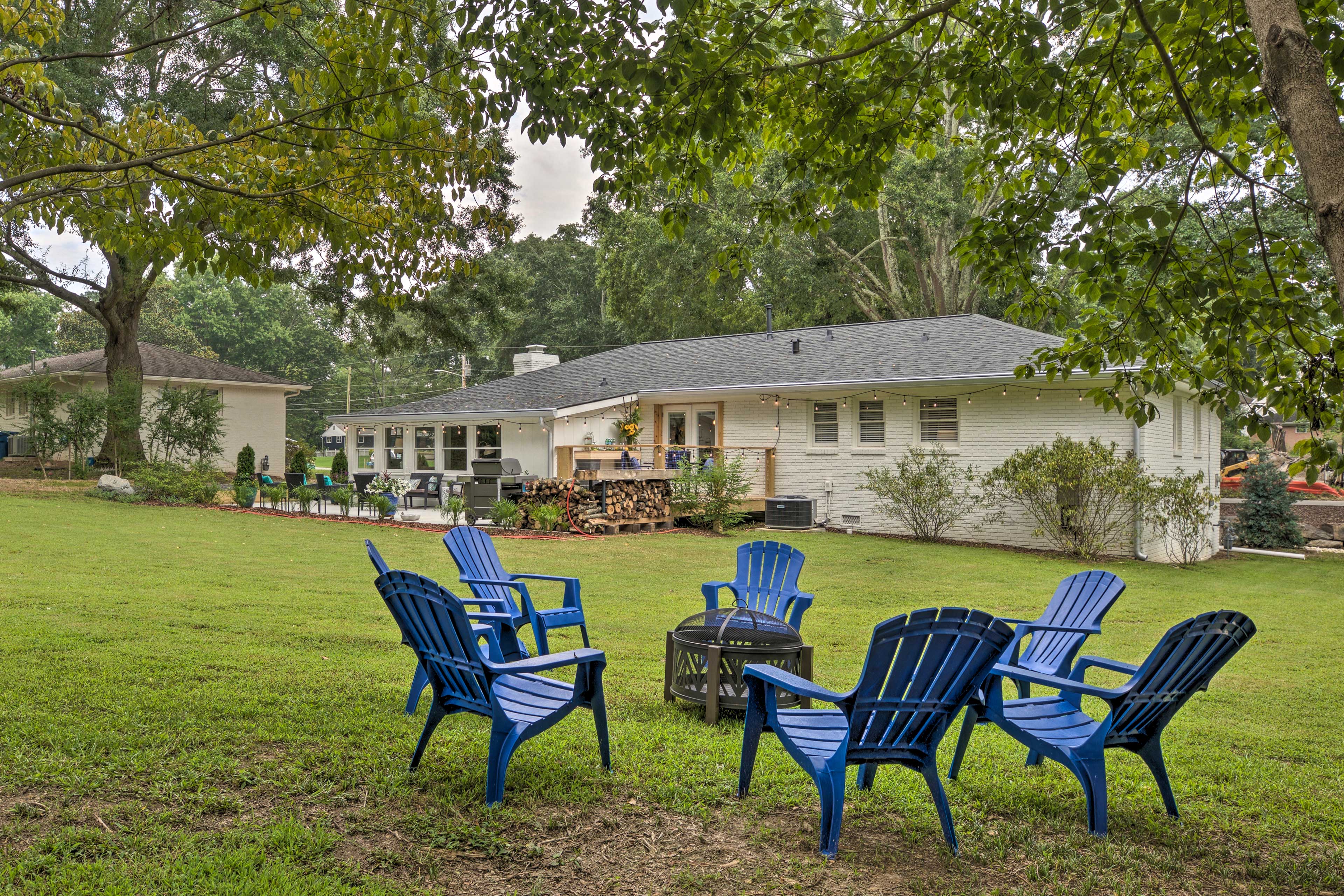 Exterior | Fire Pit | Firewood Provided