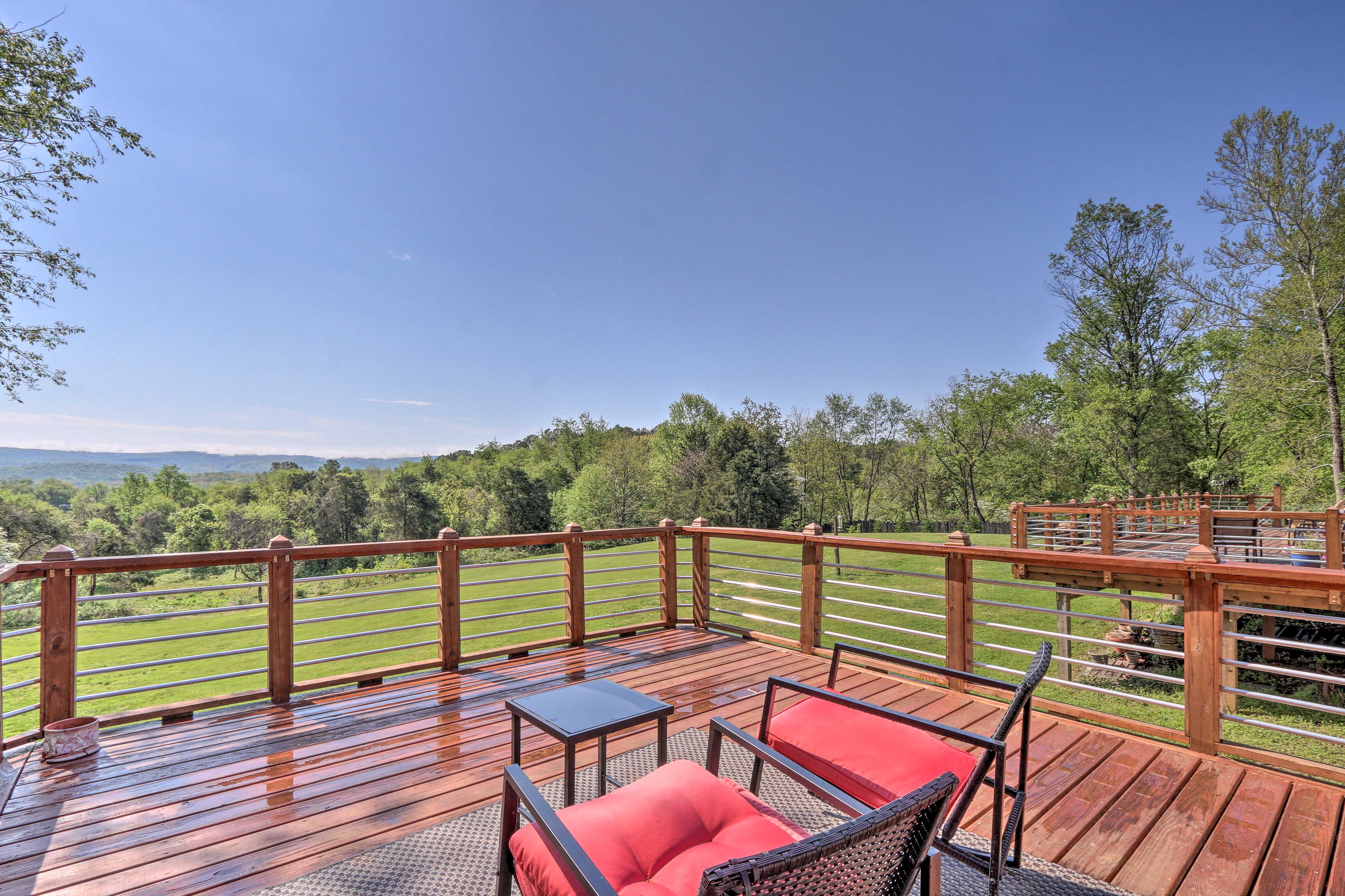 Balcony | Mountain Views