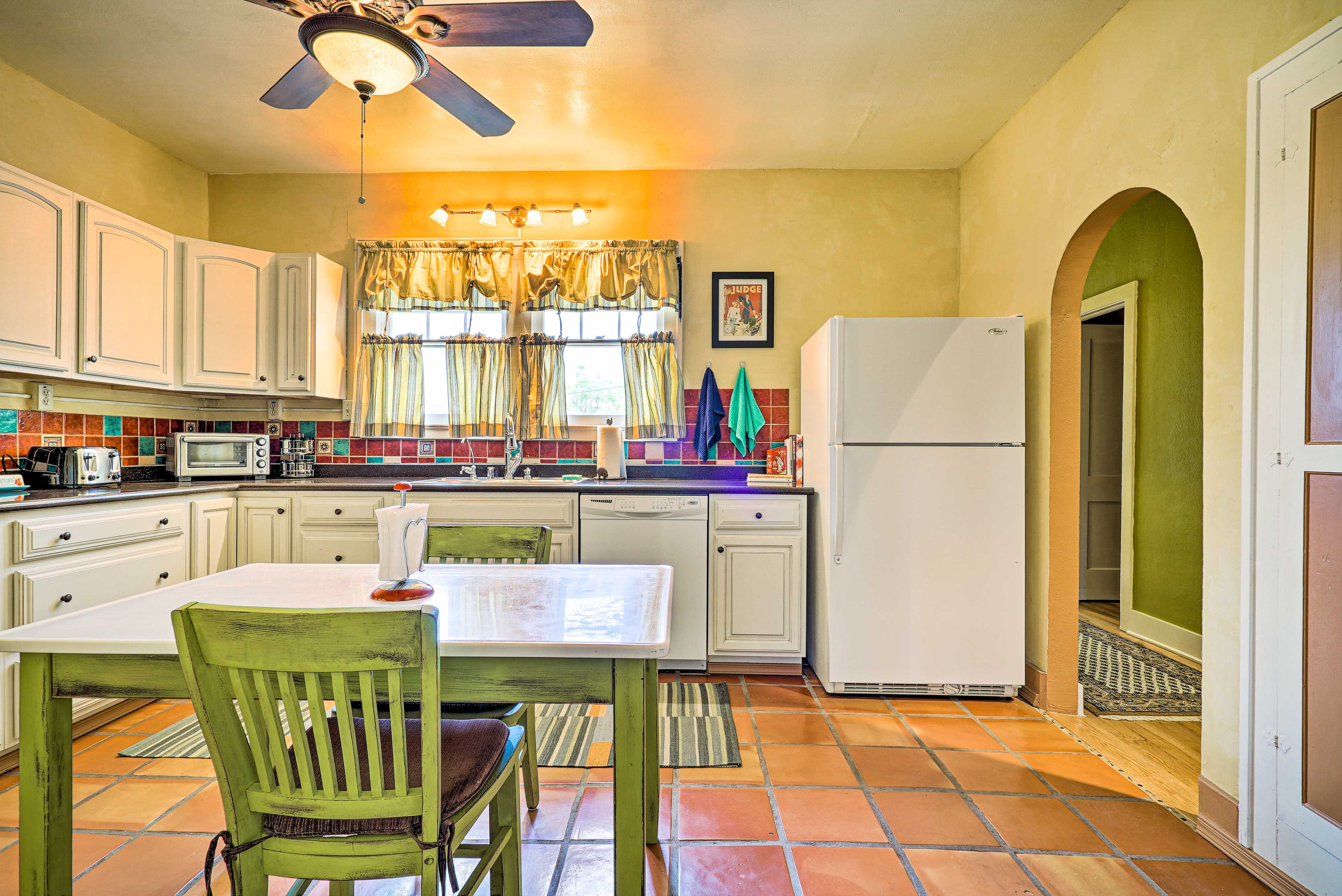 Kitchen | Fully Equipped