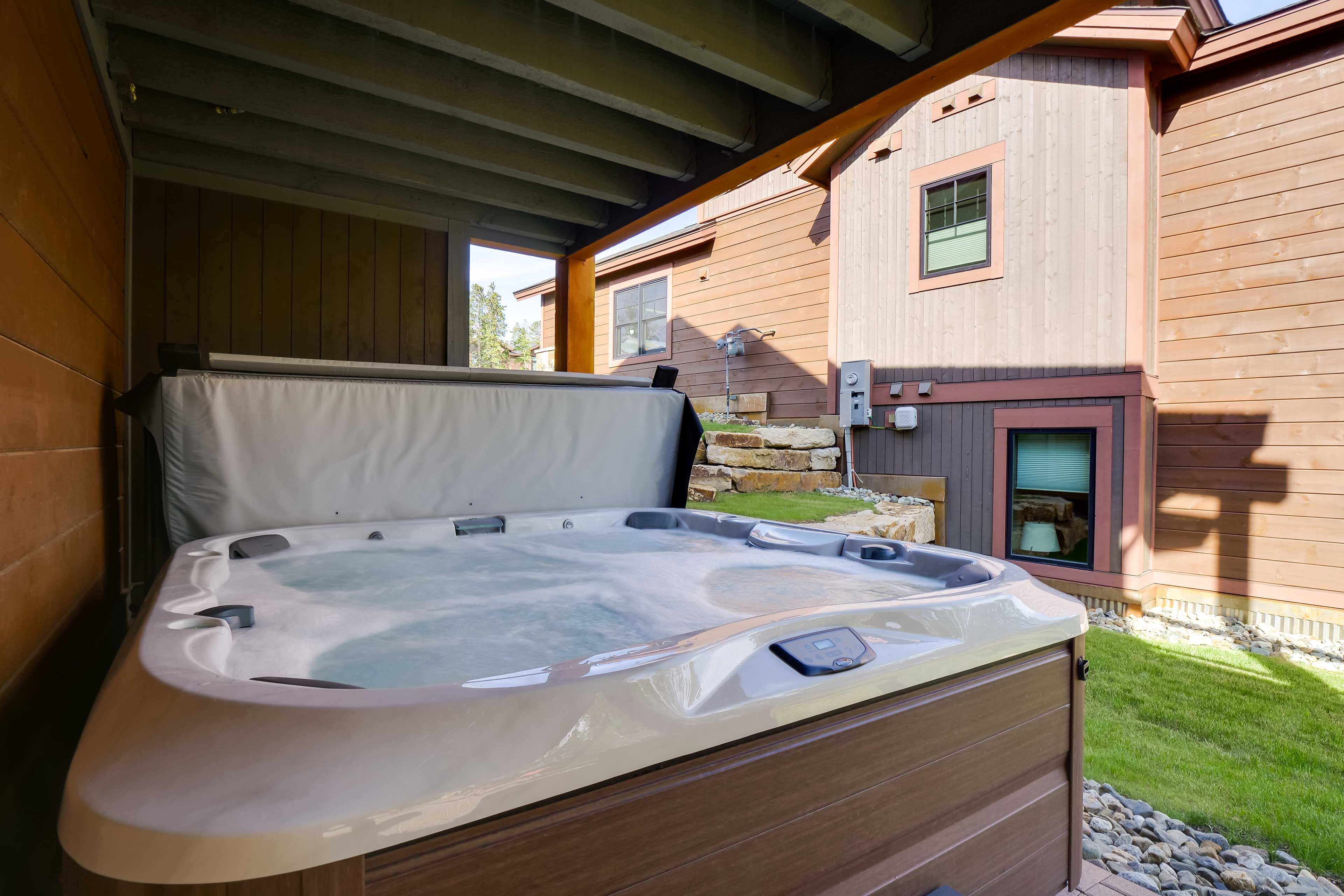 Patio | Private Hot Tub | 3,000 Sq Ft