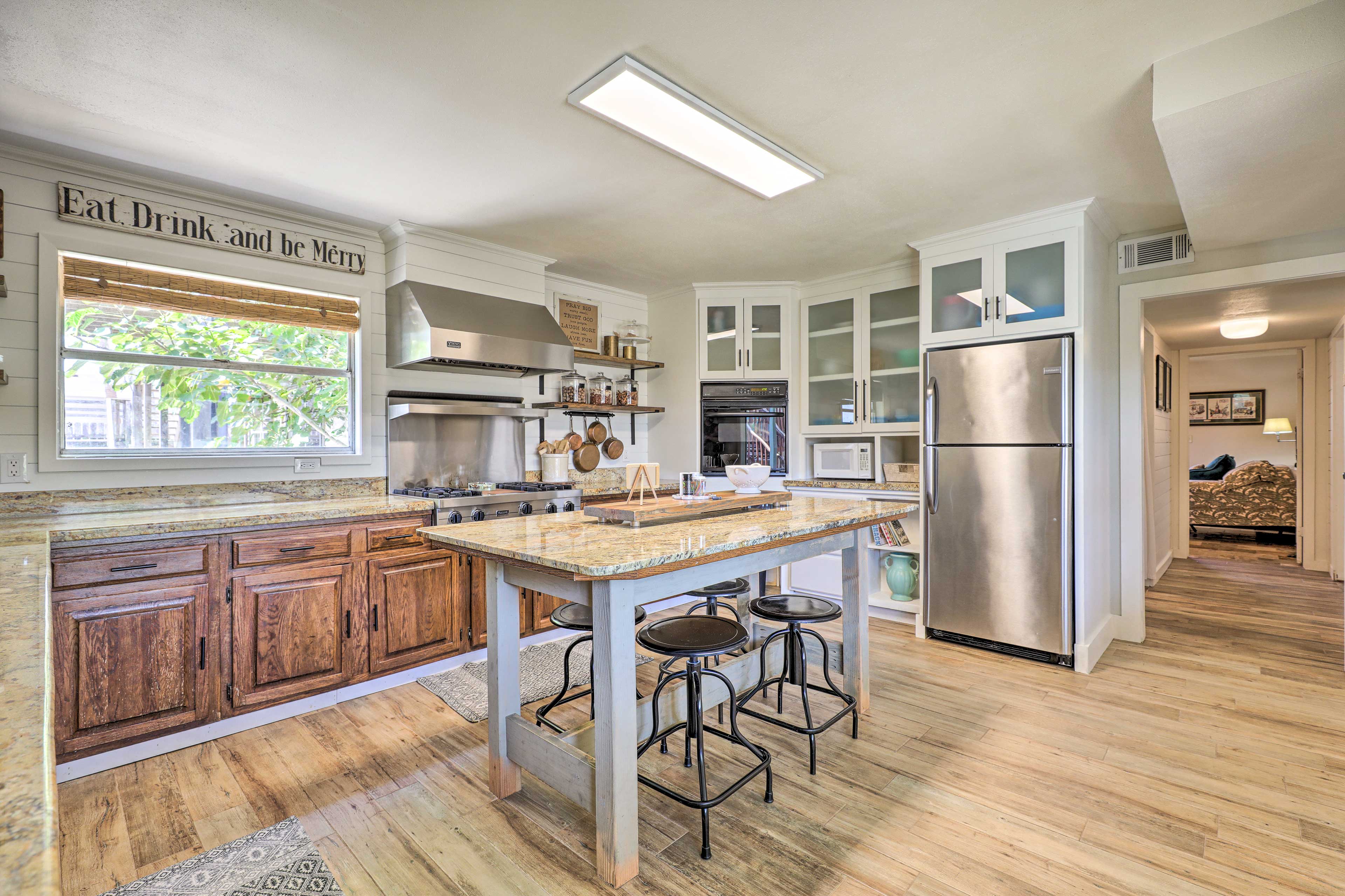 Kitchen | Coffee Maker | Blender | Hot Water Pot | Water Filter | Toaster