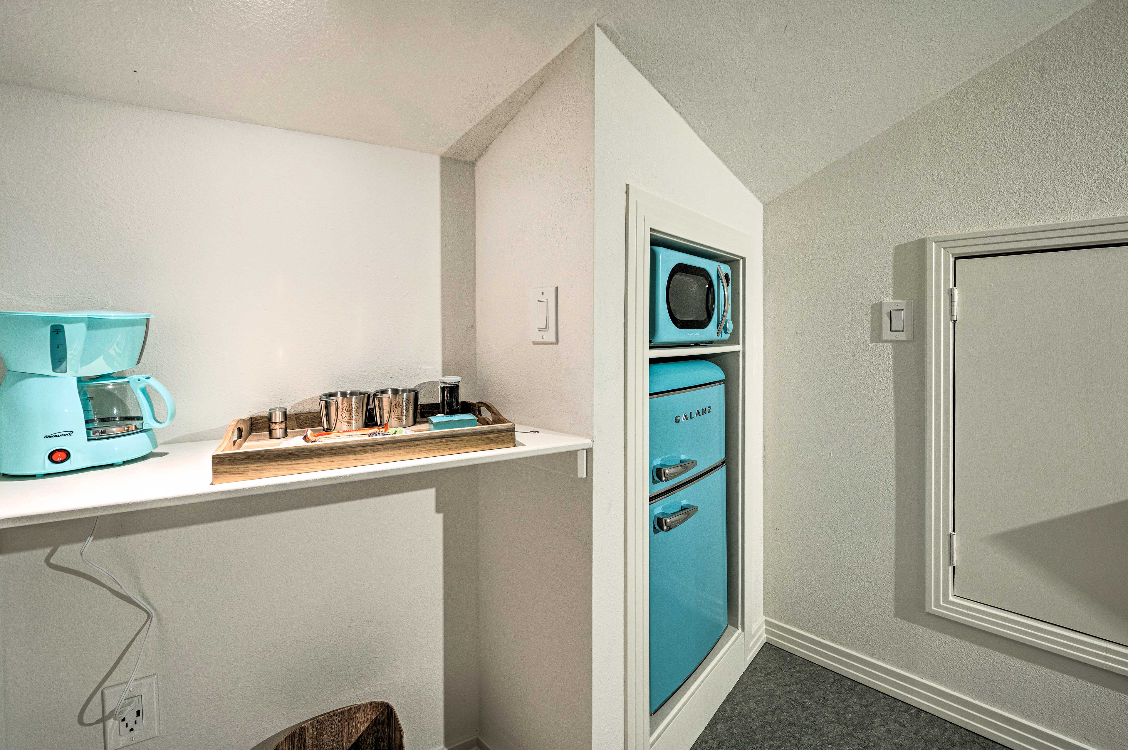 Loft | Well-Equipped  Kitchenette